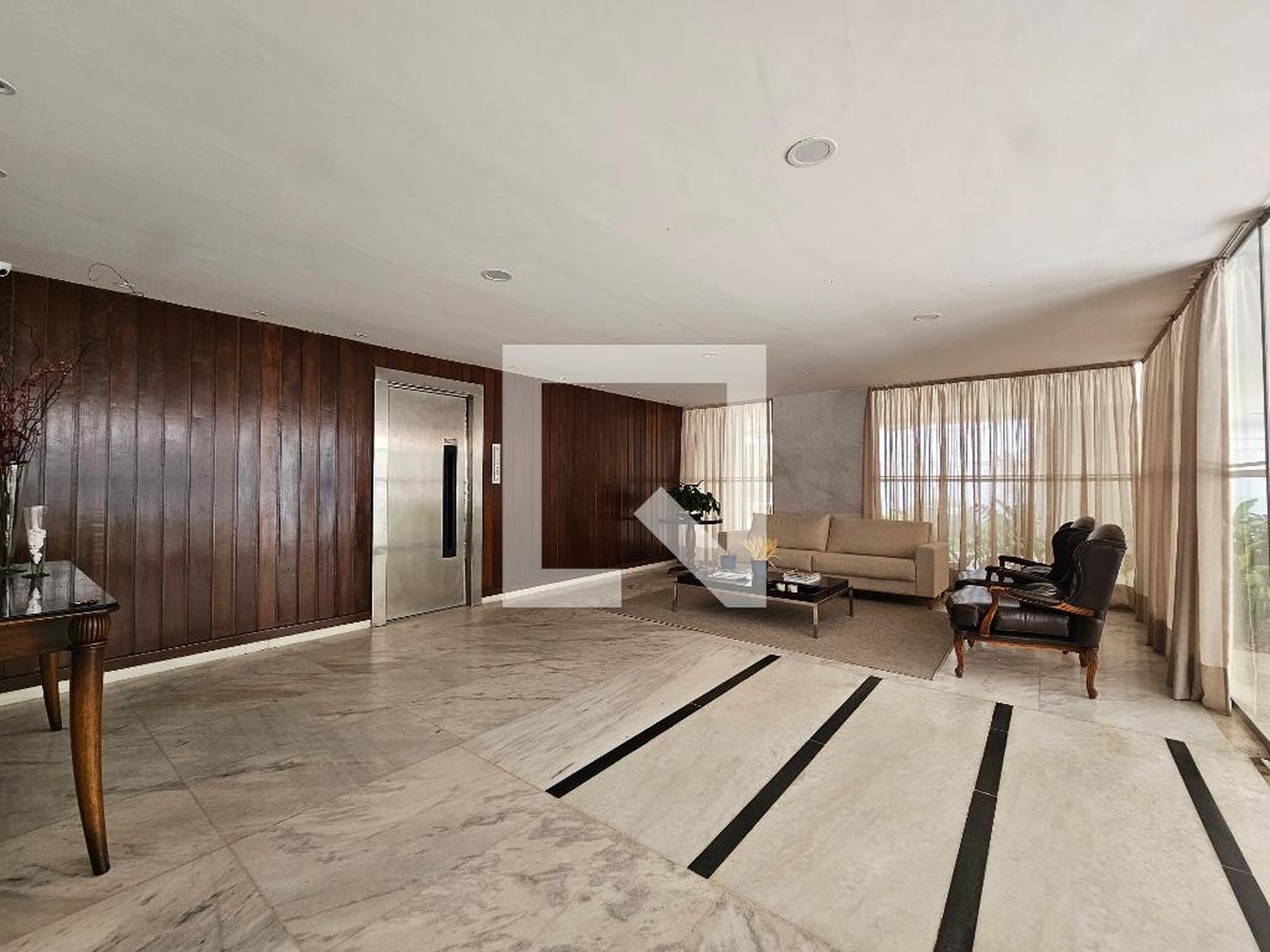 hall - Edf. Solar João Góes