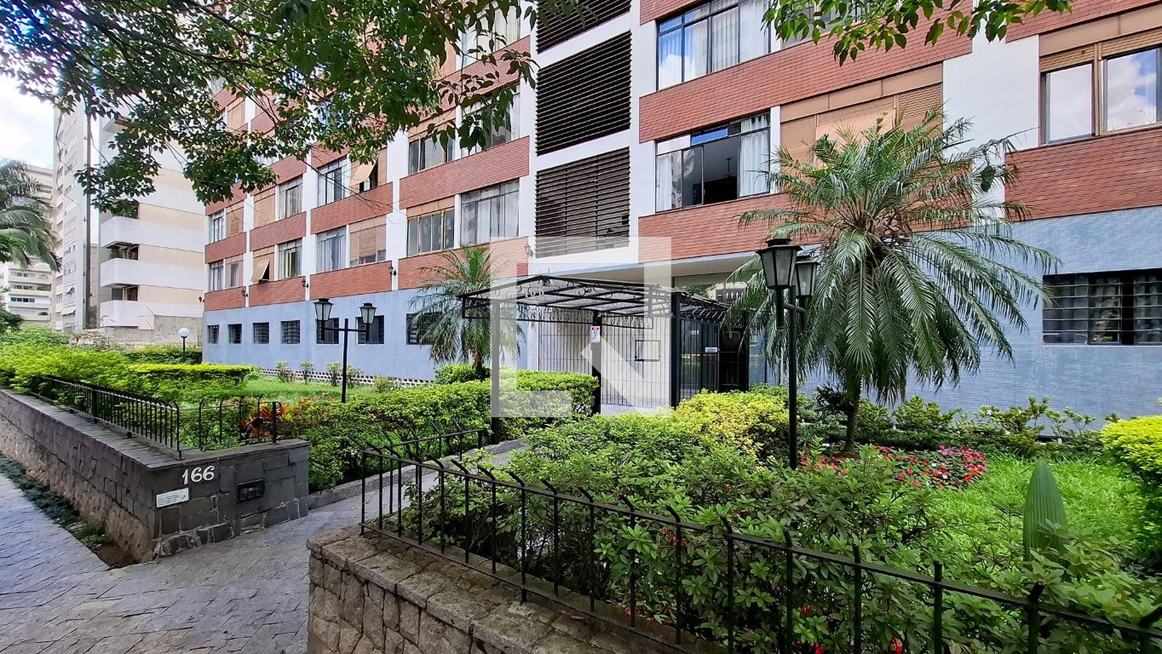 Fachada do Prédio Condomínio Bamby