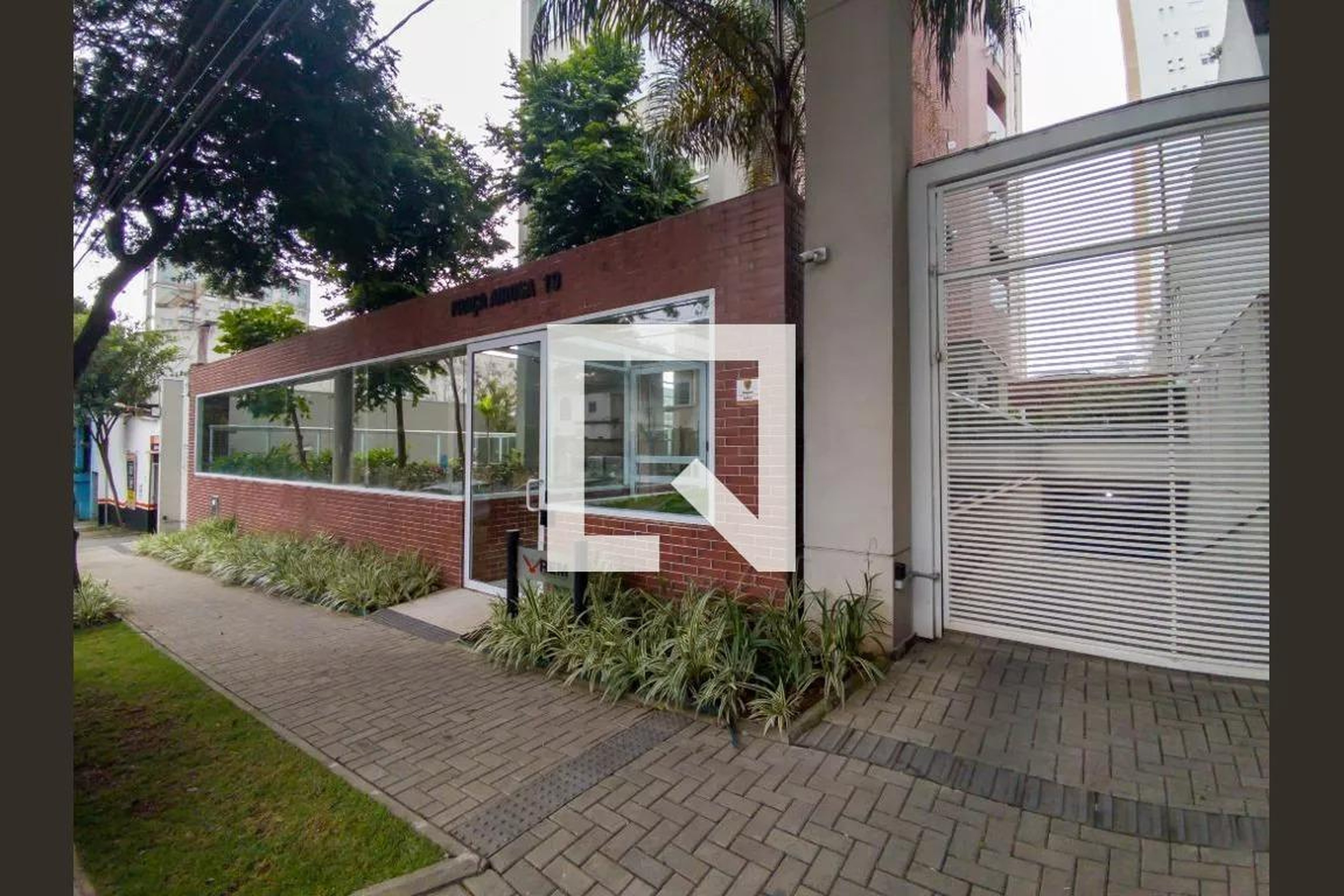 Fachada Condomínio Praça Airosa