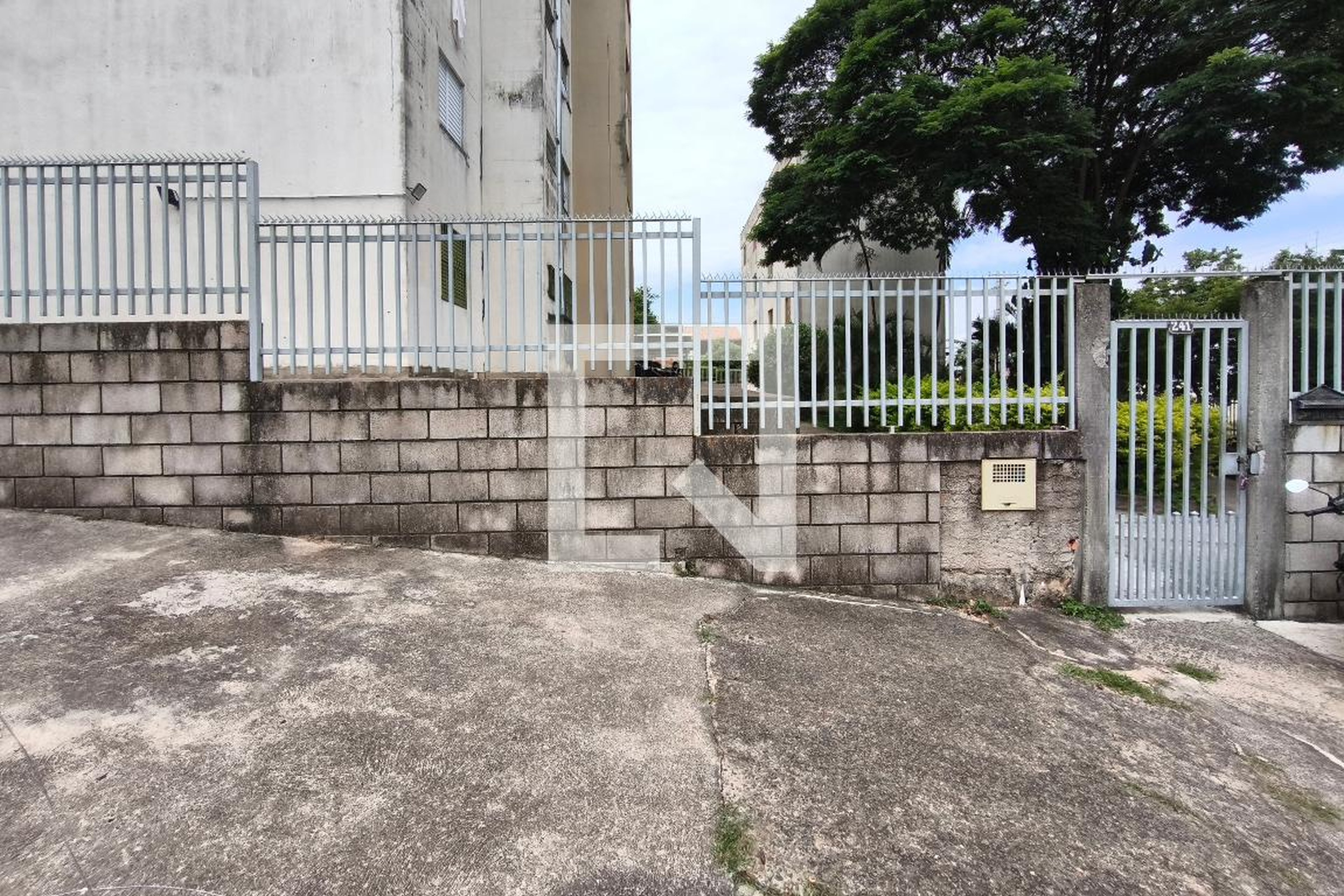 Fachada do Condomínio Condomínio Manoel Bandeira