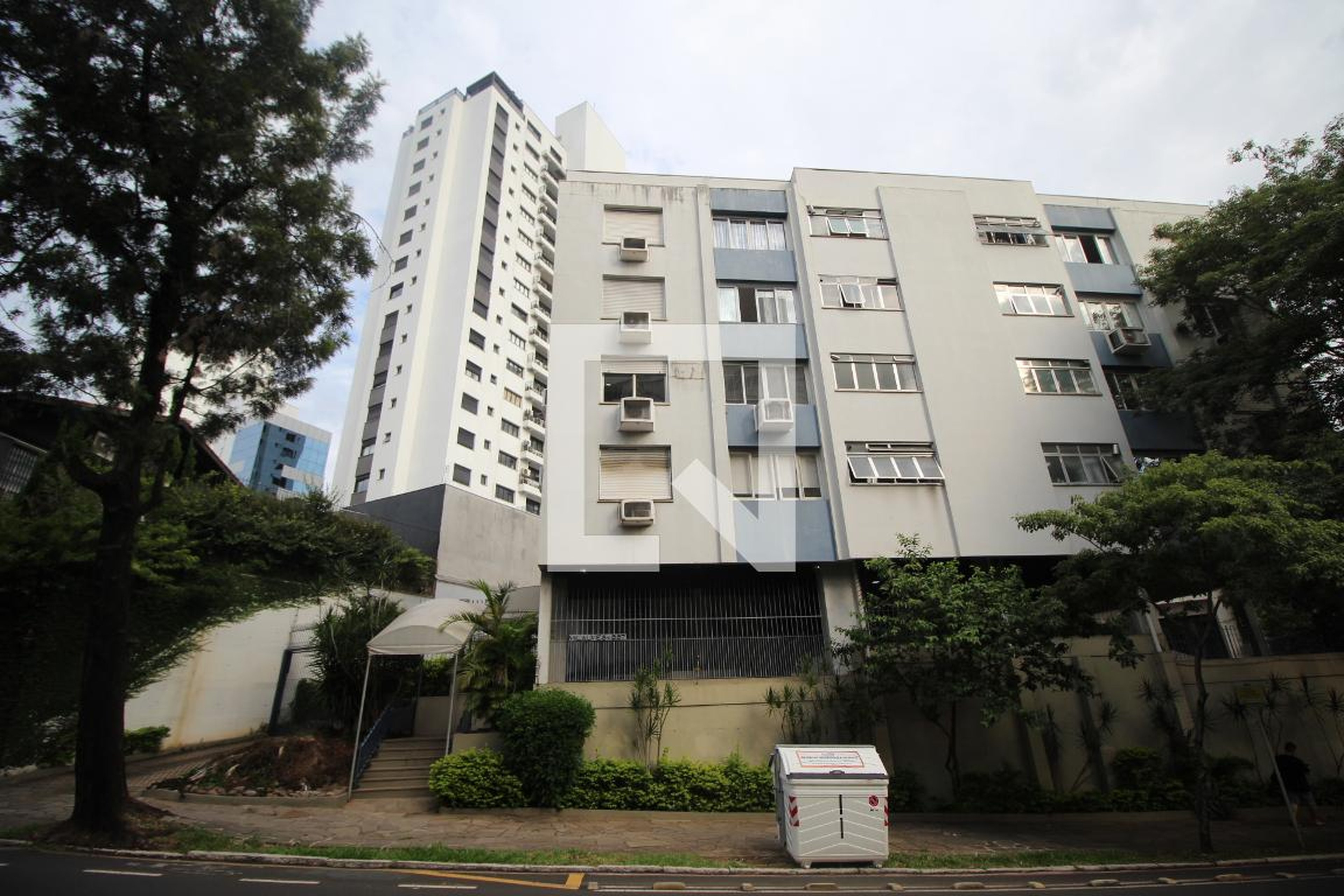 Fachada Condomínio Vila Alves