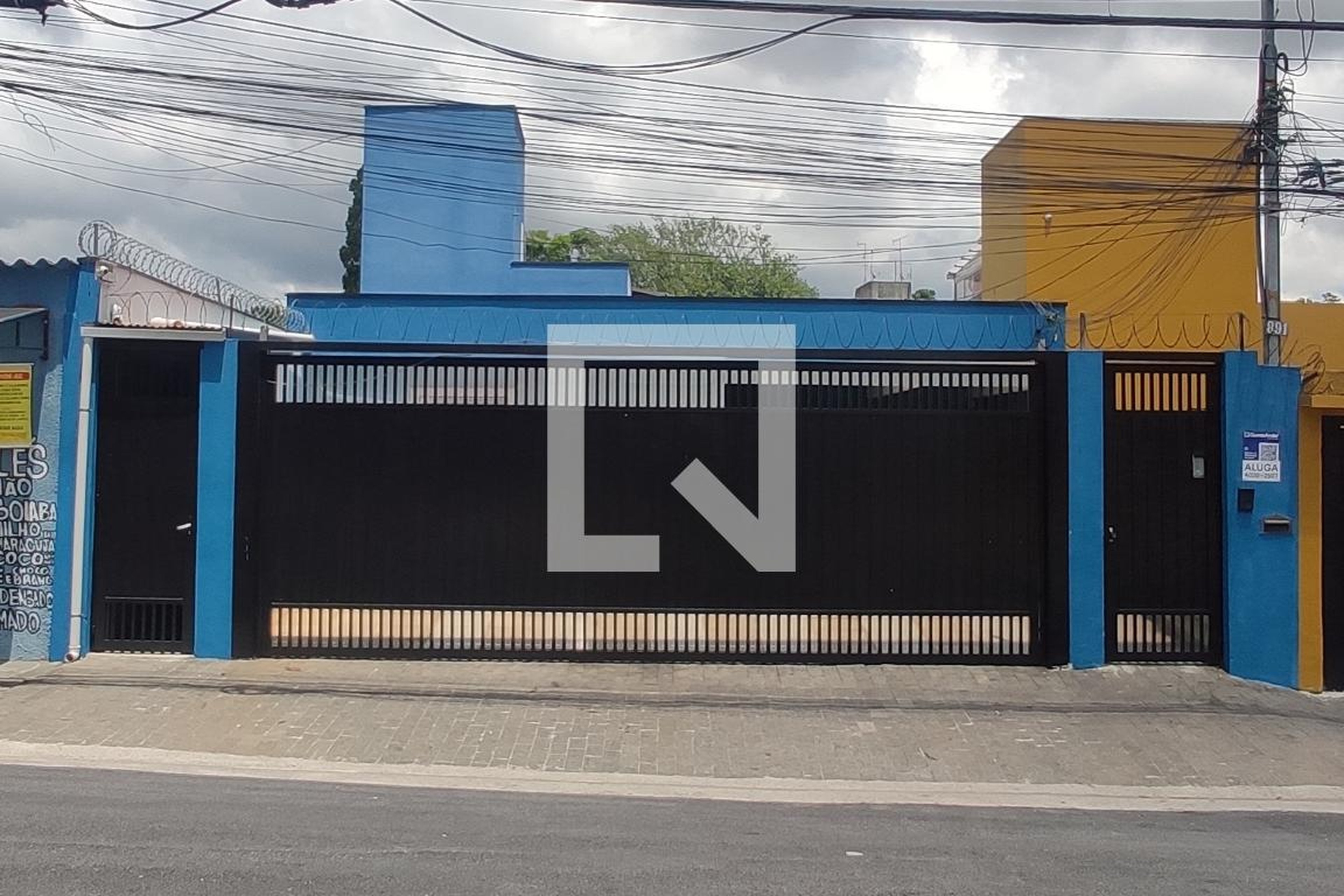 Fachada Condomínio em Rua Iquiririm, 891