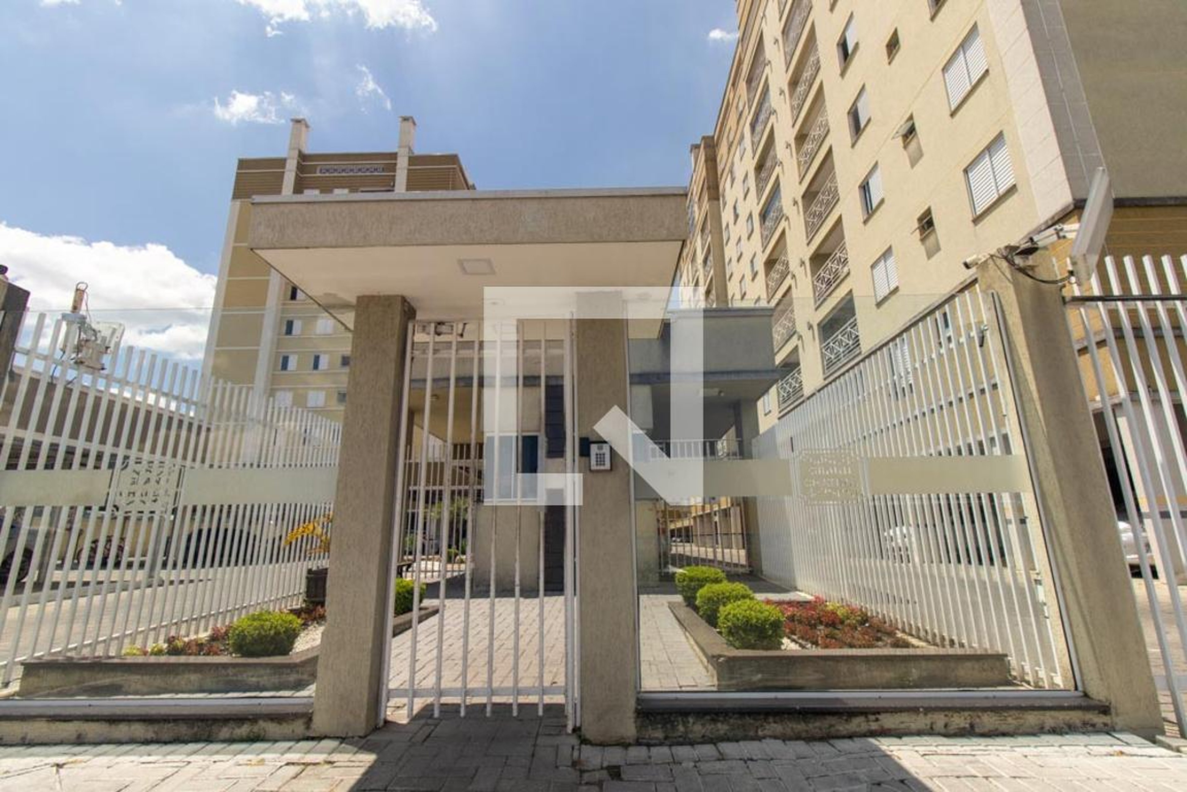 Fachada Do Condomínio Condomínio Grand Chateau Residencial