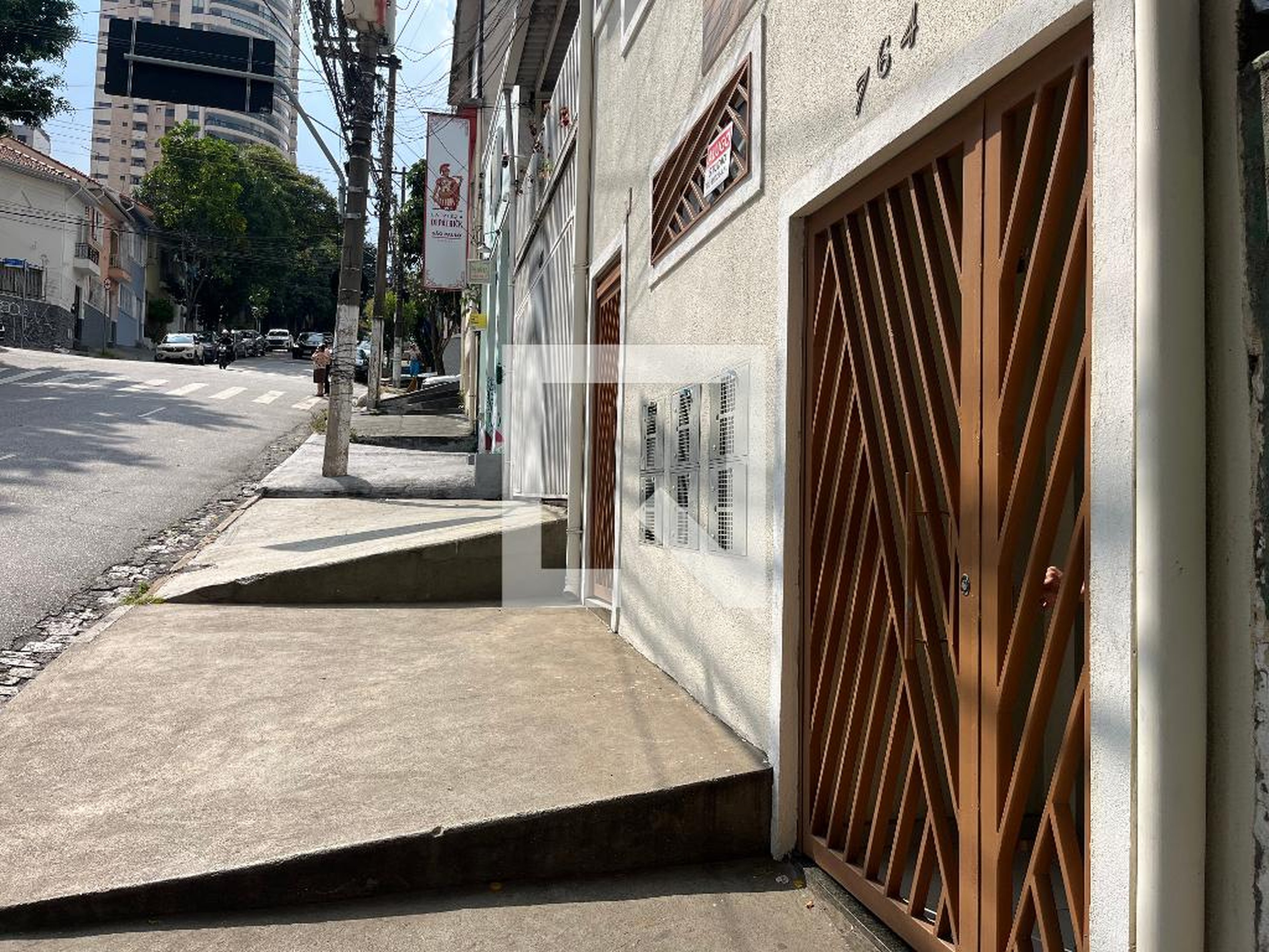 Fachada do Prédio Condomínio em Rua Caiubí, 764