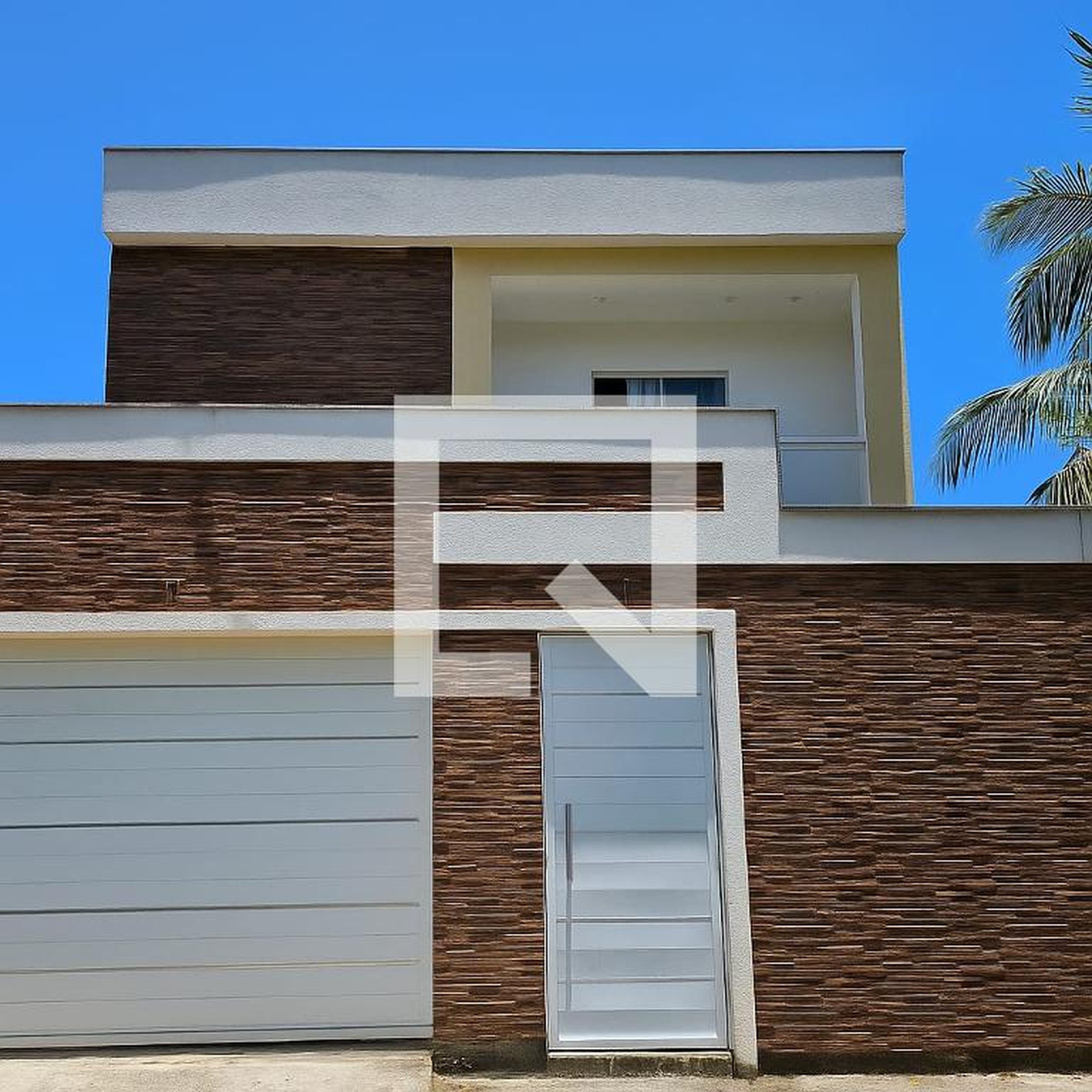 Fachada Condomínio em Rua Paulo Duarte, 680