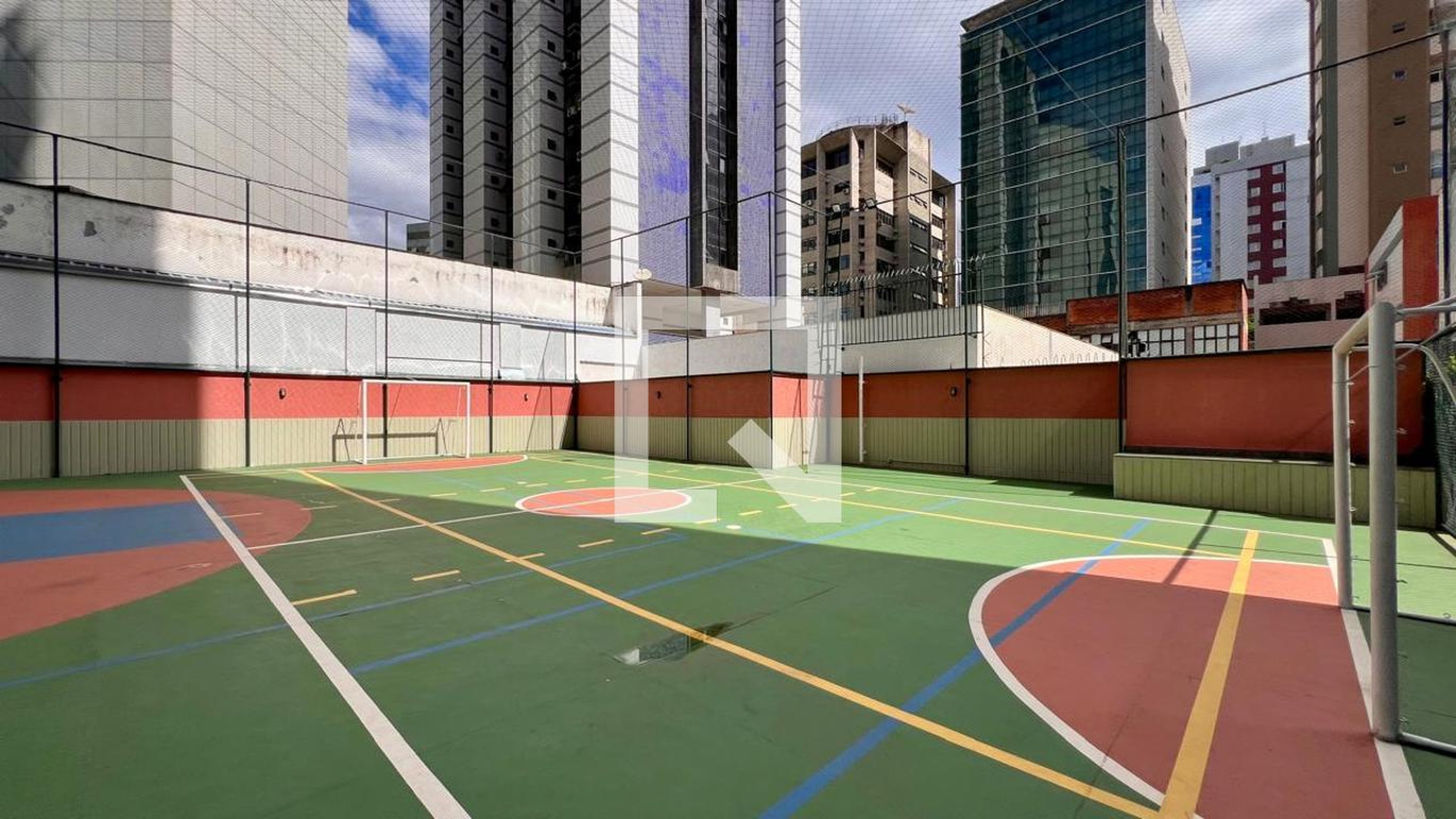 Quadra - Edifício Aluísio Daves