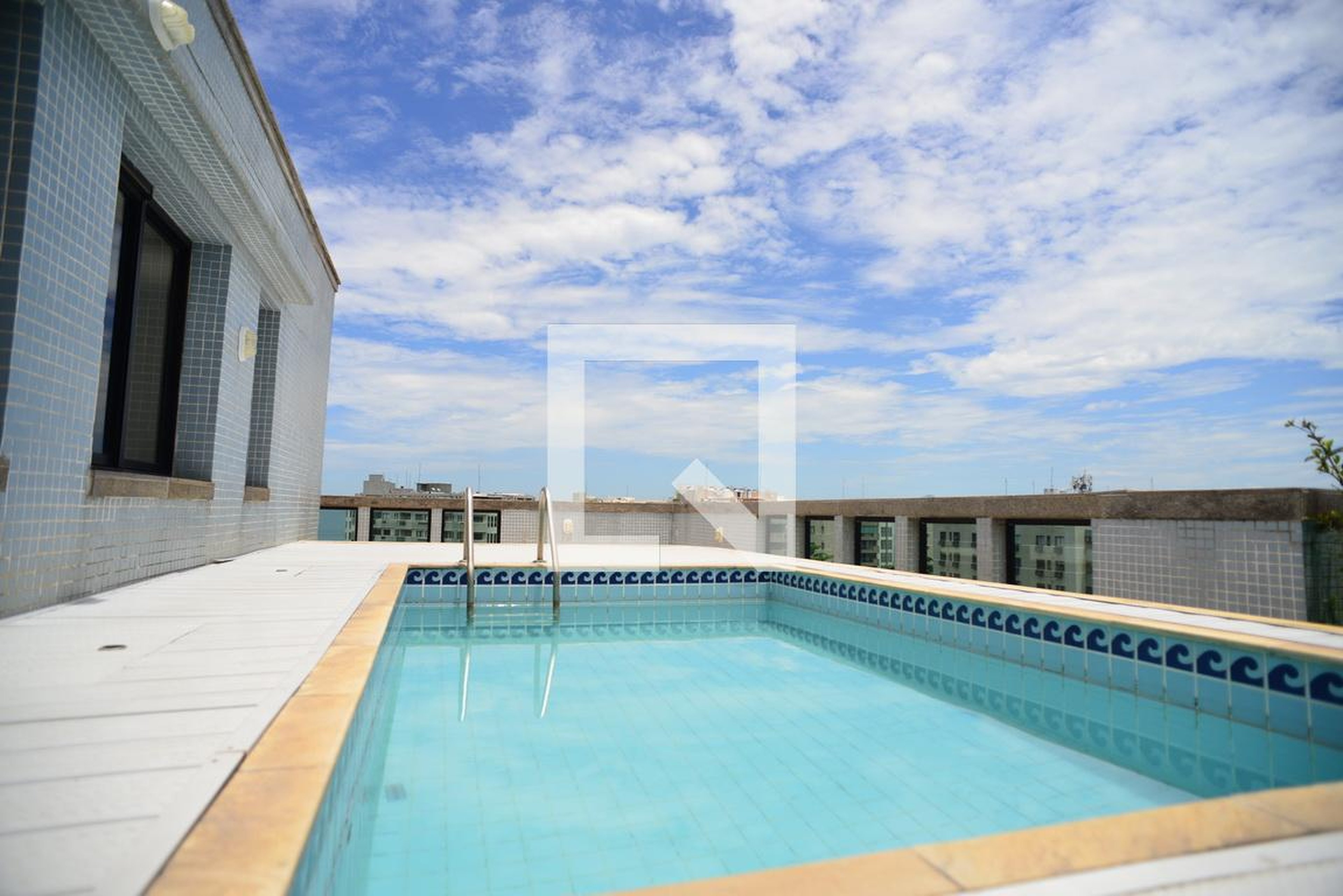 Piscina - Privilegieedifício Chatlet