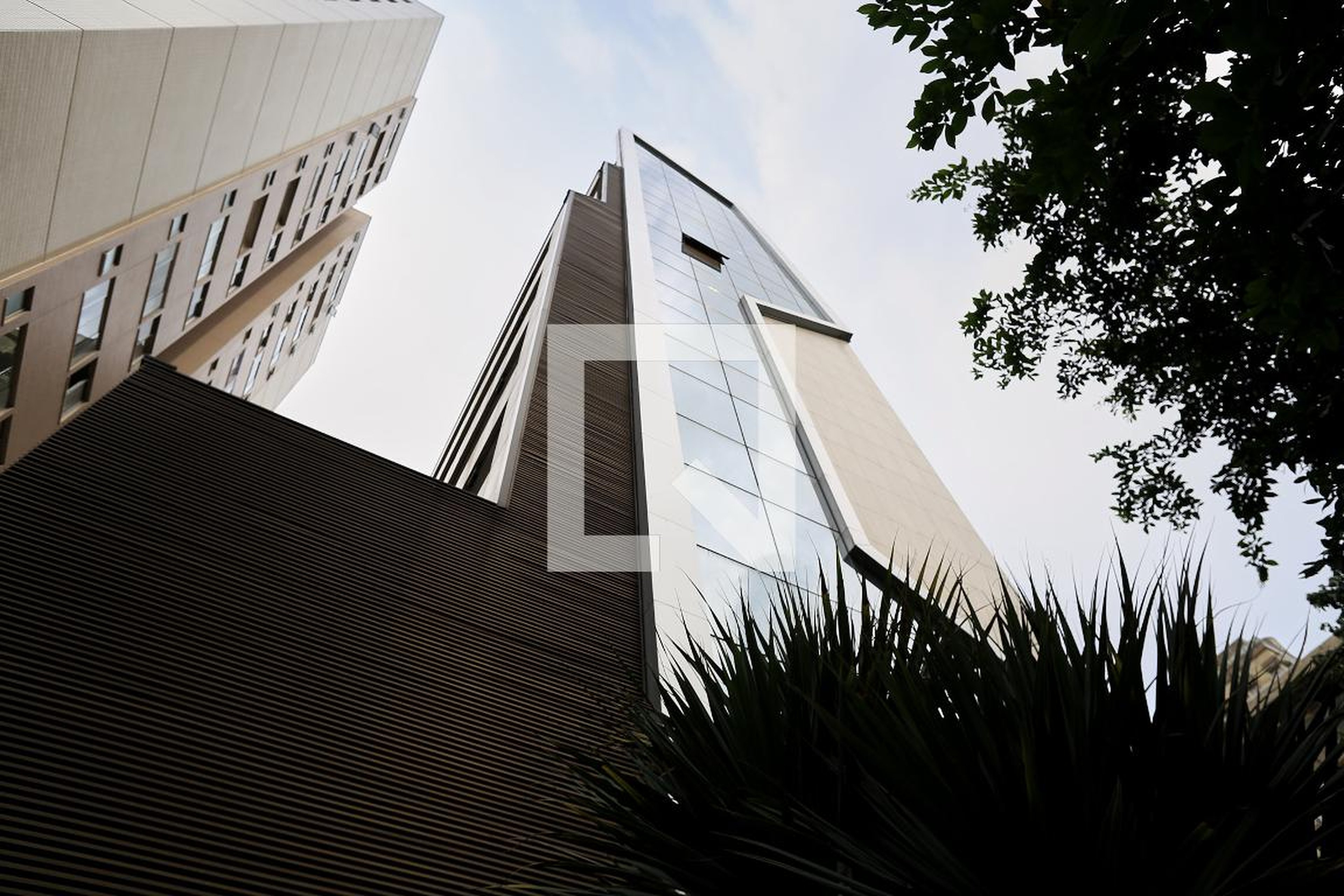 Fachada Edifício Cristyano Massud