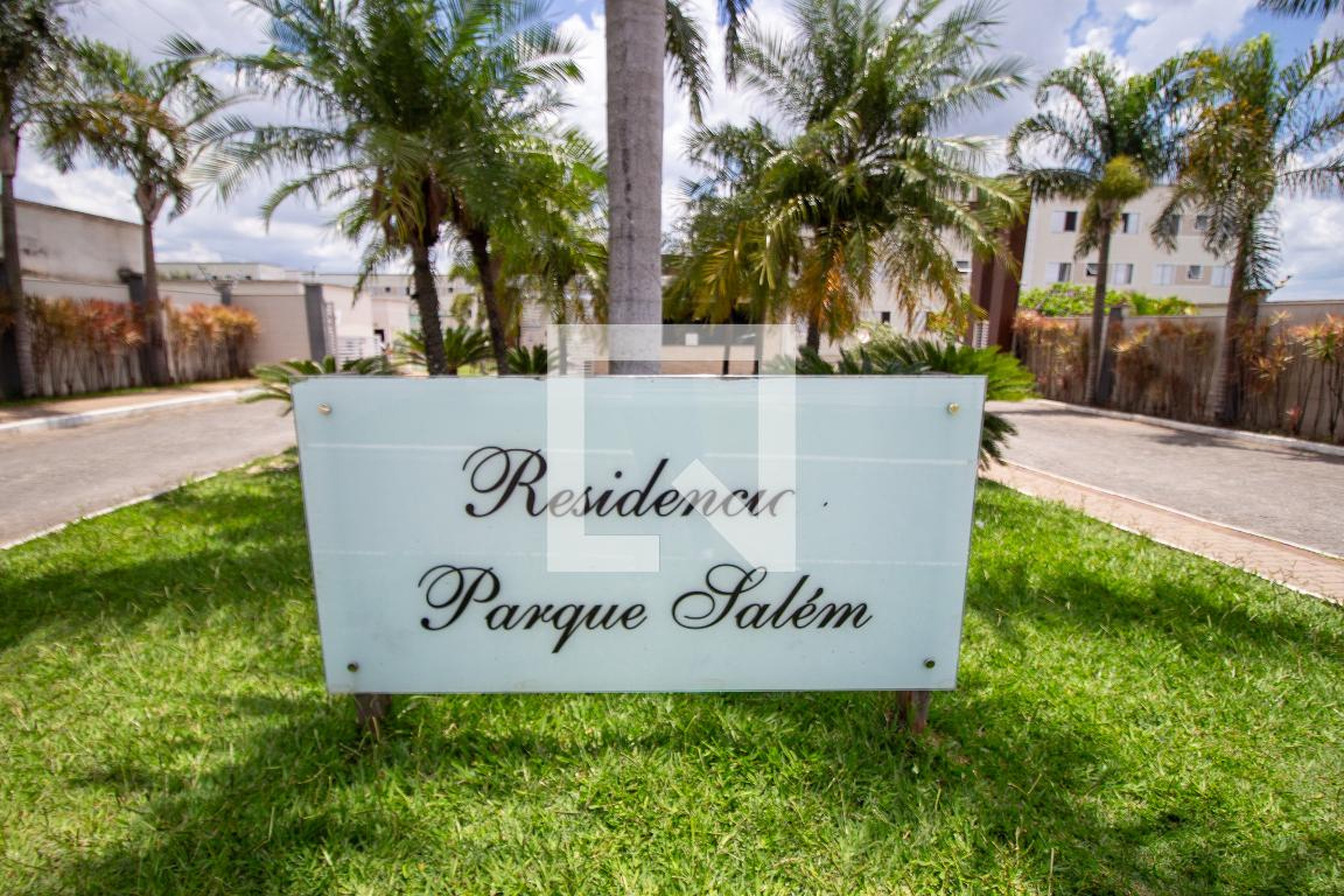 Fachada Condomínio Parque Salém