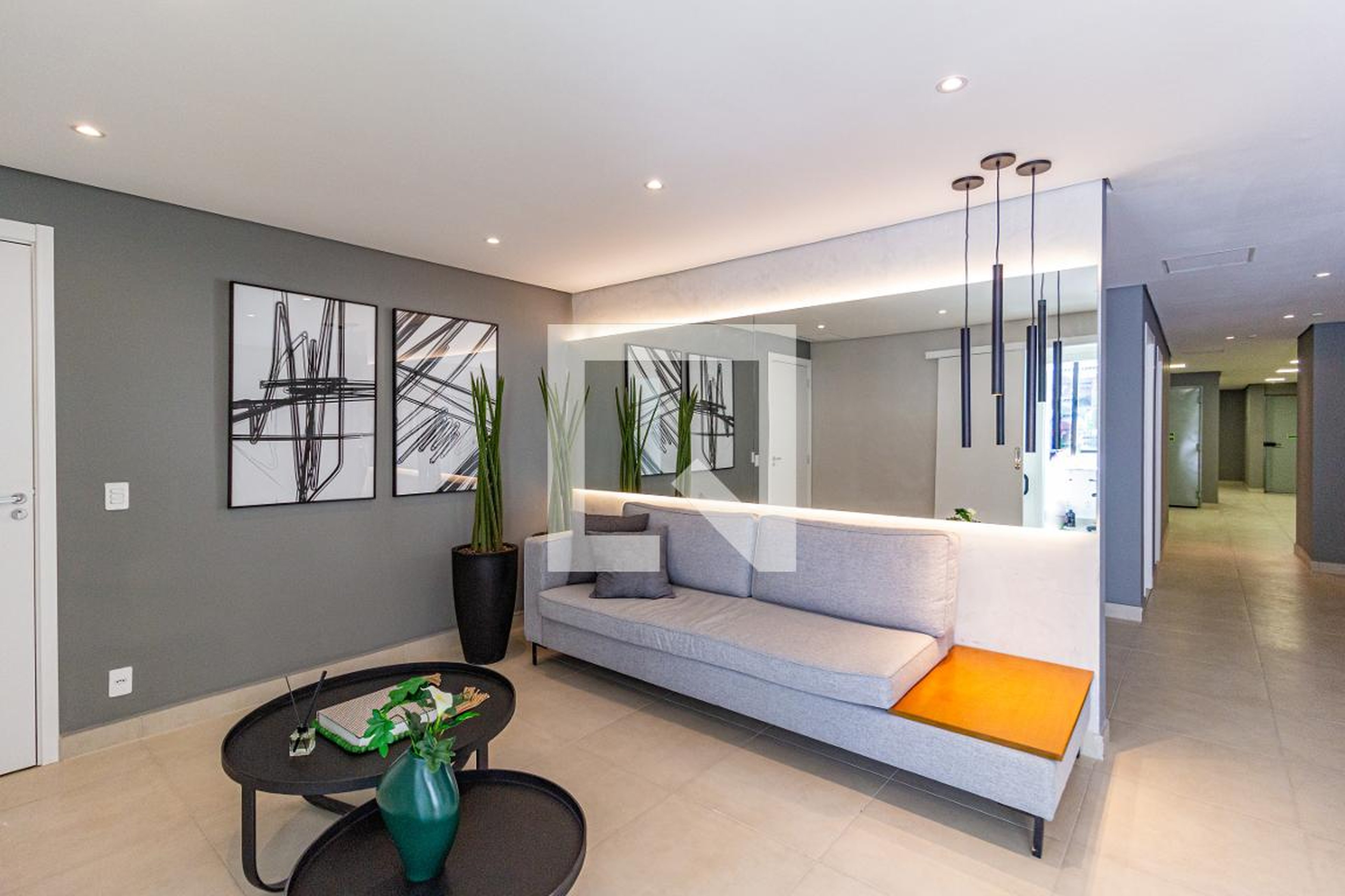 Hall de entrada - Hildebrando 131