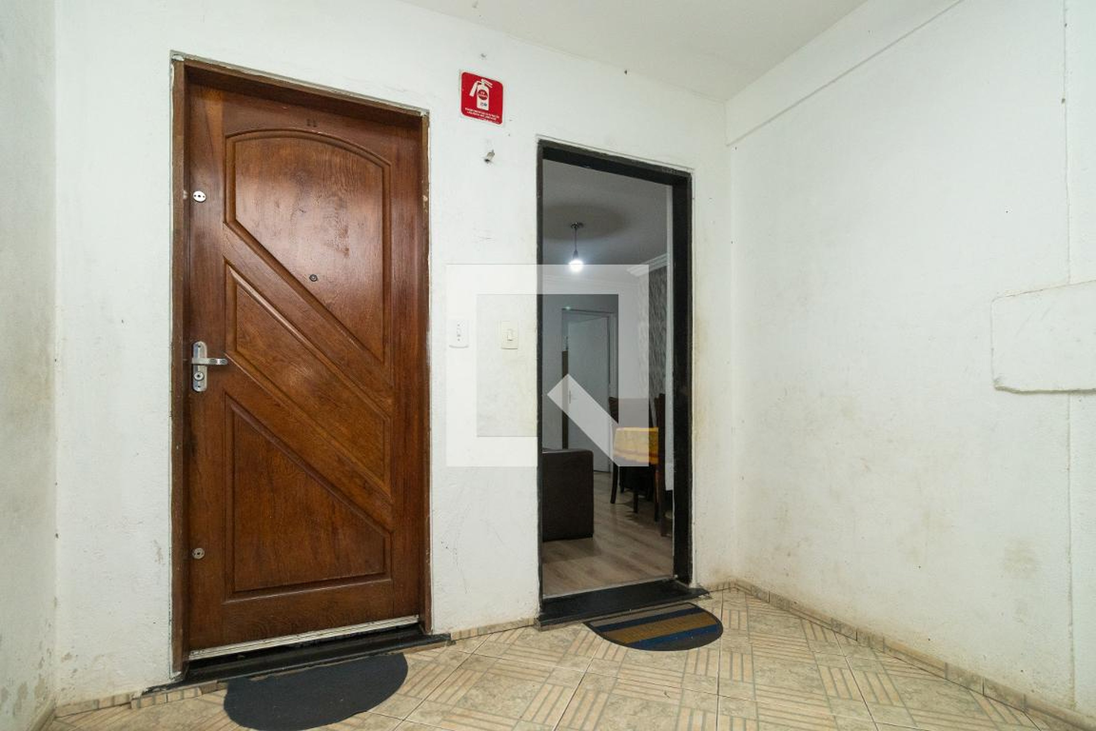 Entrada - Águia Dourada