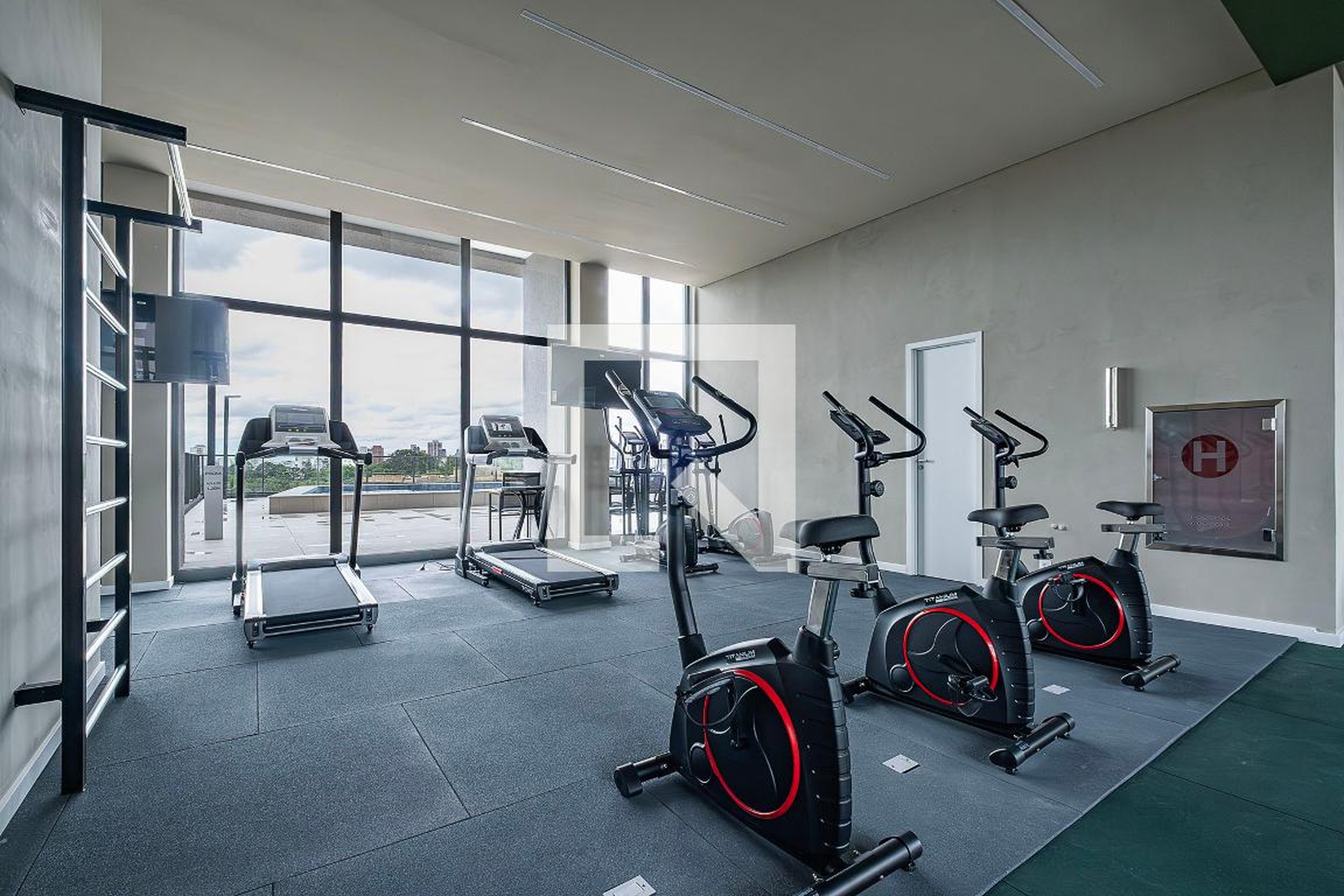 Academia - Sky Pinheiros - AAM