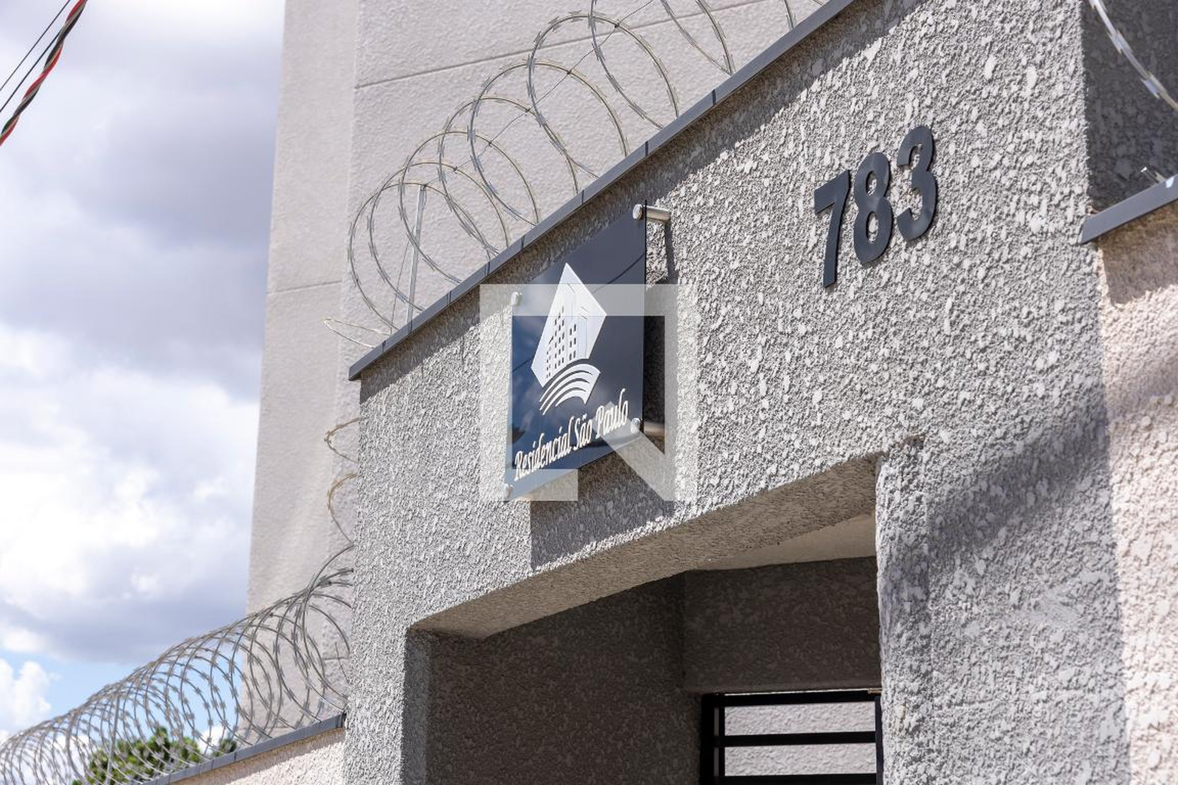 Fachada Condomínio em Avenida Padre Joaquim Gonçalves Pachêco, 783