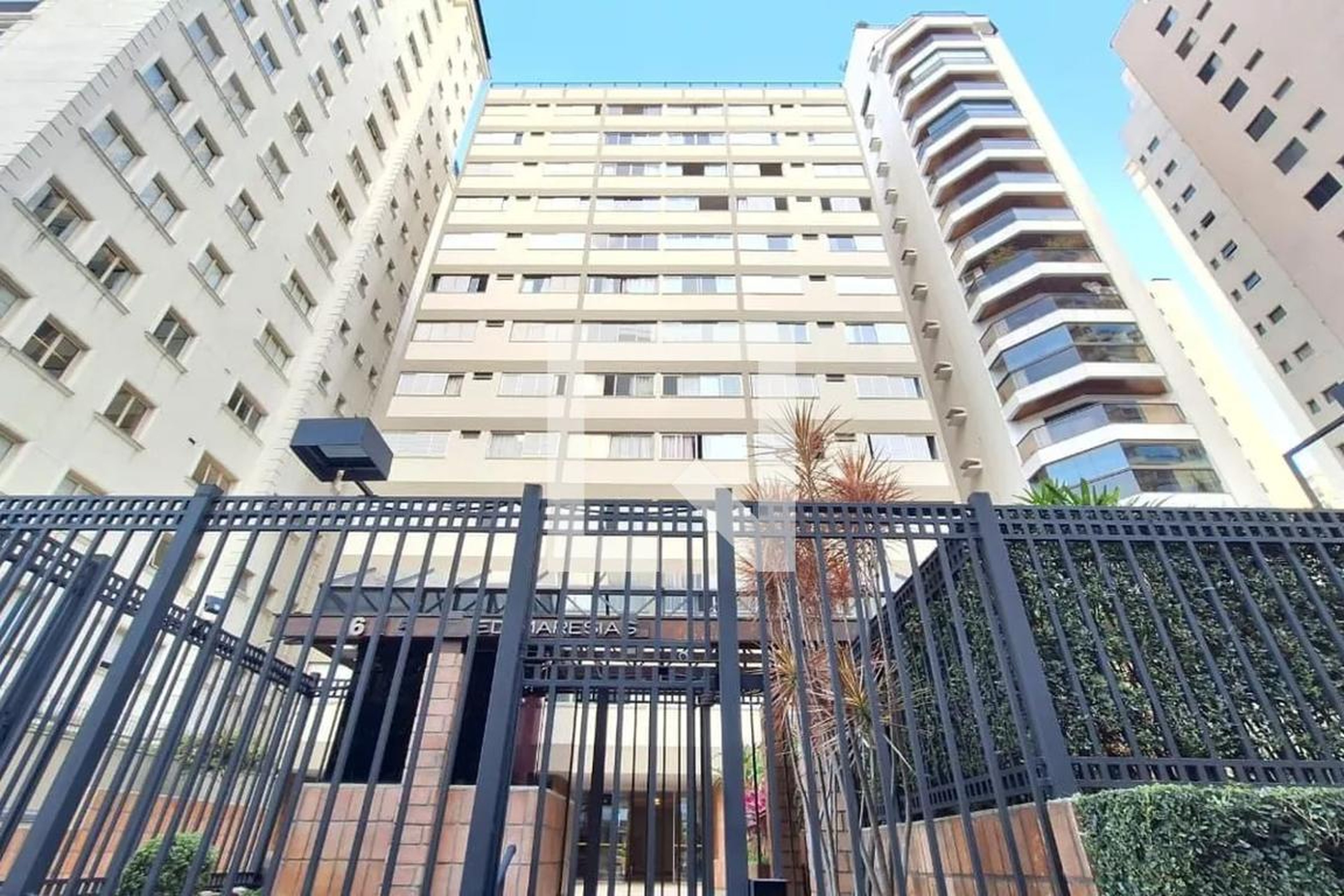 Fachada Edifício Maresias