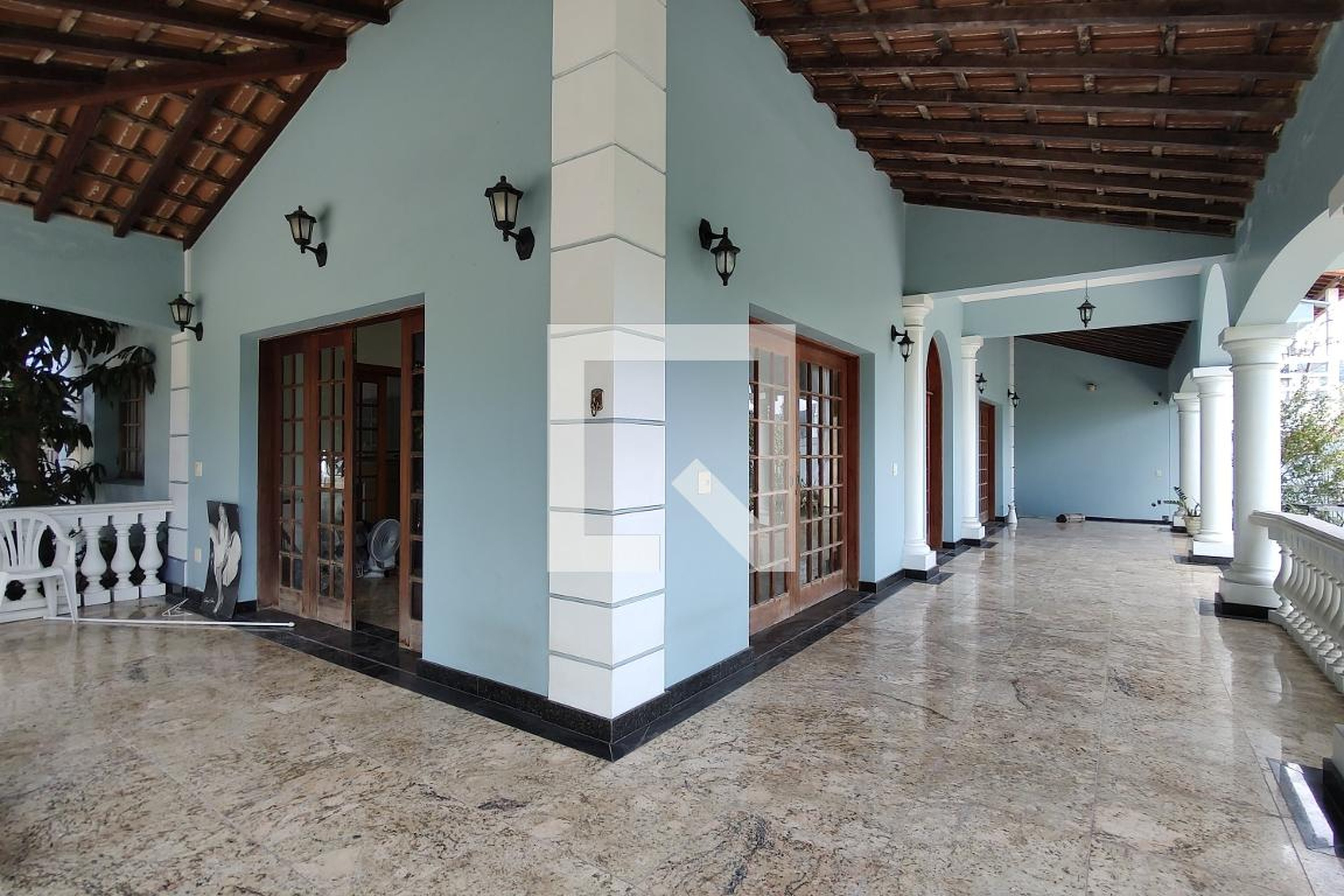 Fachada Condomínio Estrada do Pau-Ferro, 201 Buganville