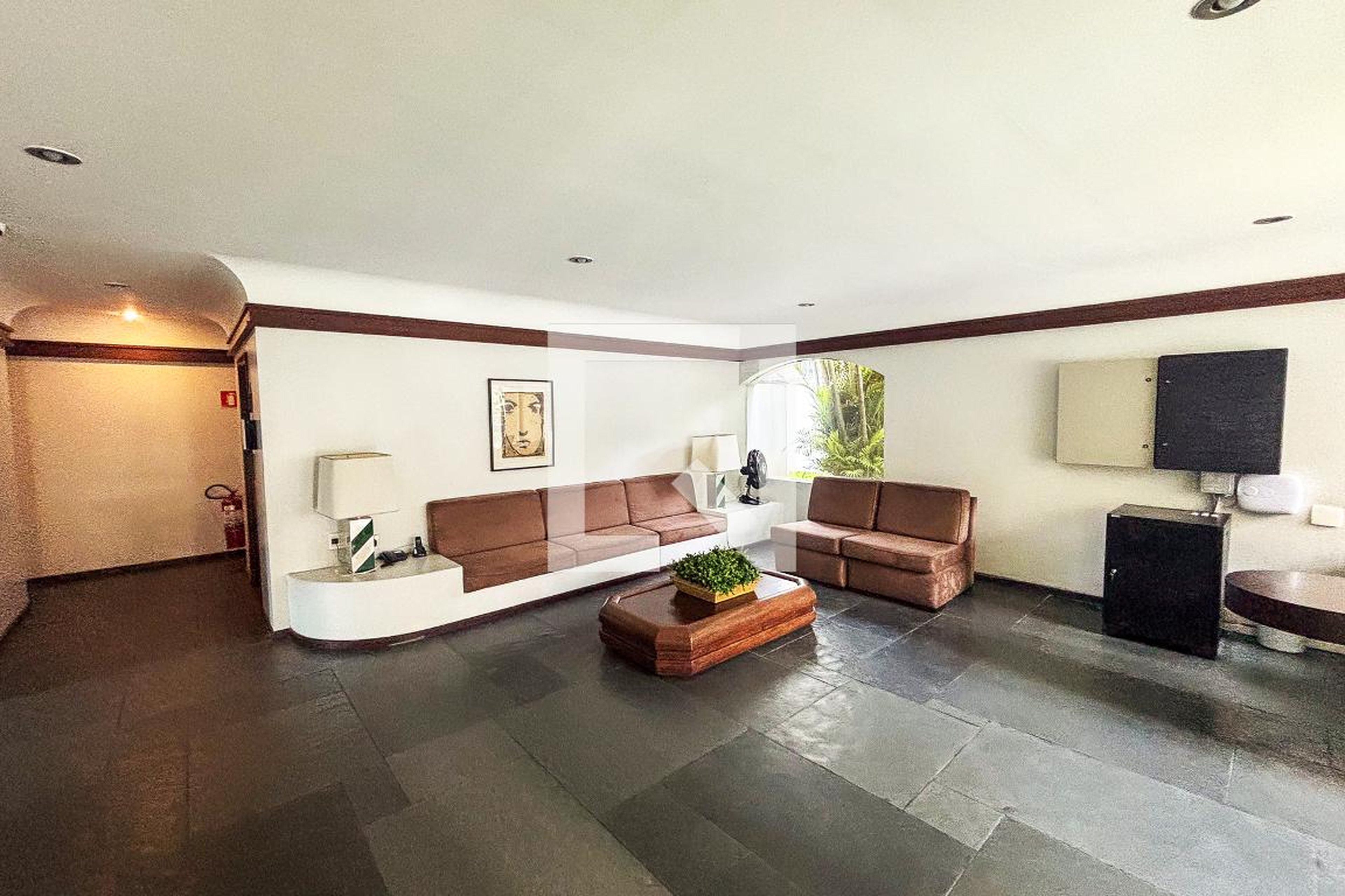 Hall de entrada - Maria Beatriz
