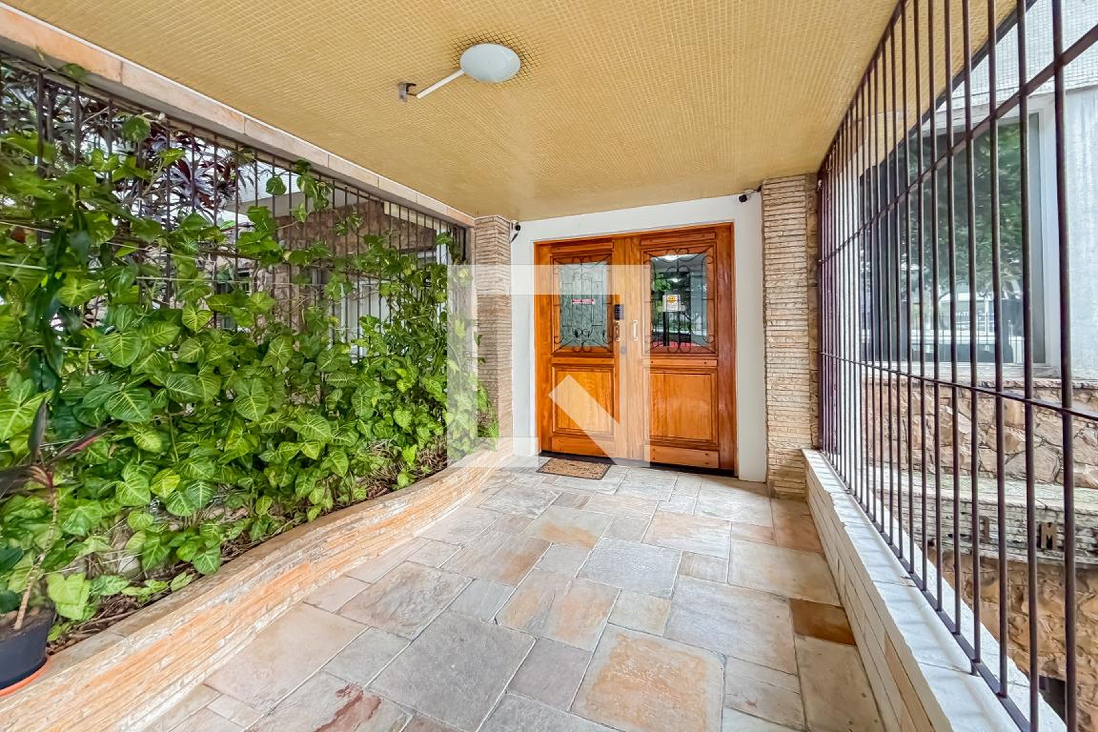 Entrada - Edifício Ametista