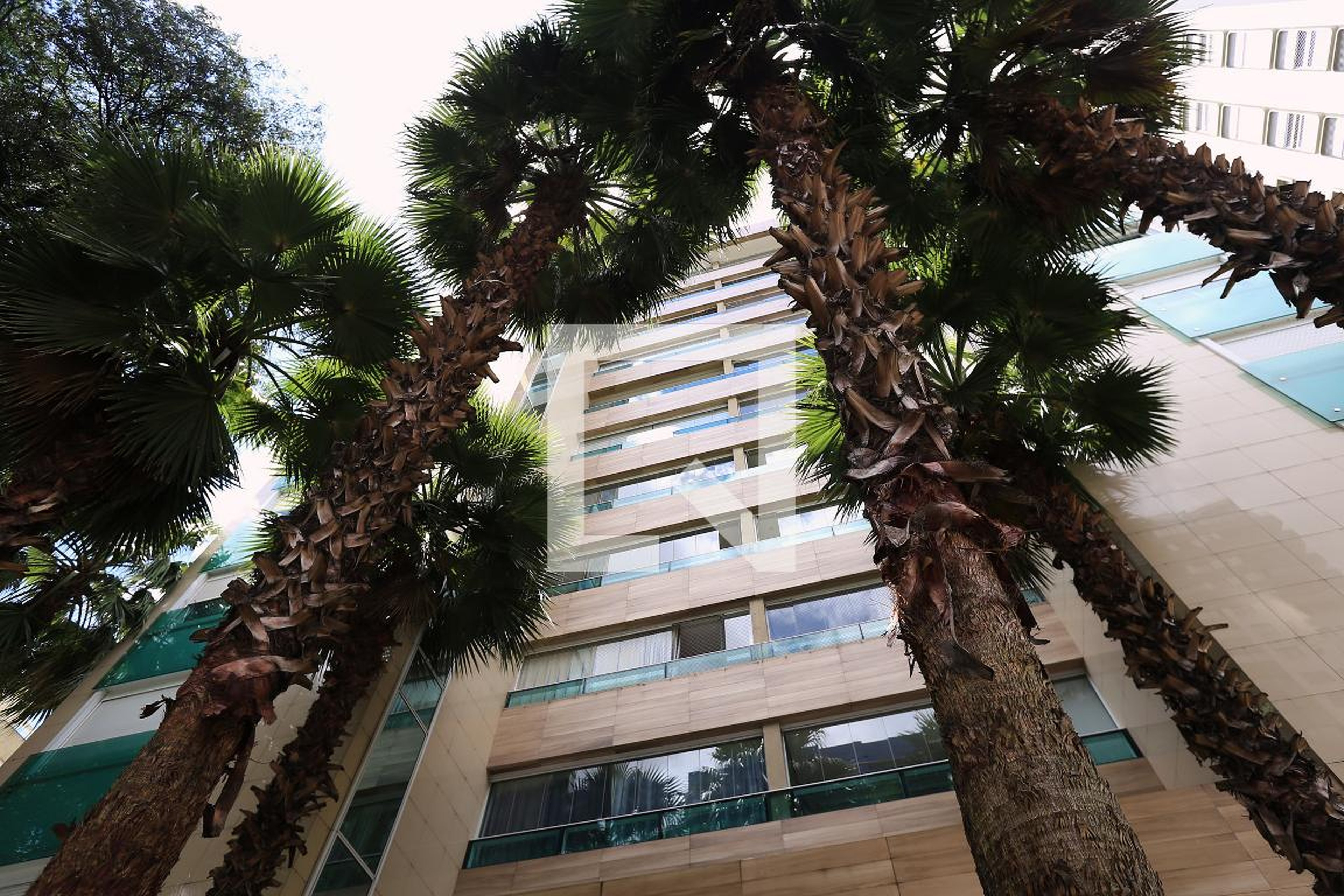 Fachada Condomínio Ed Deuaville