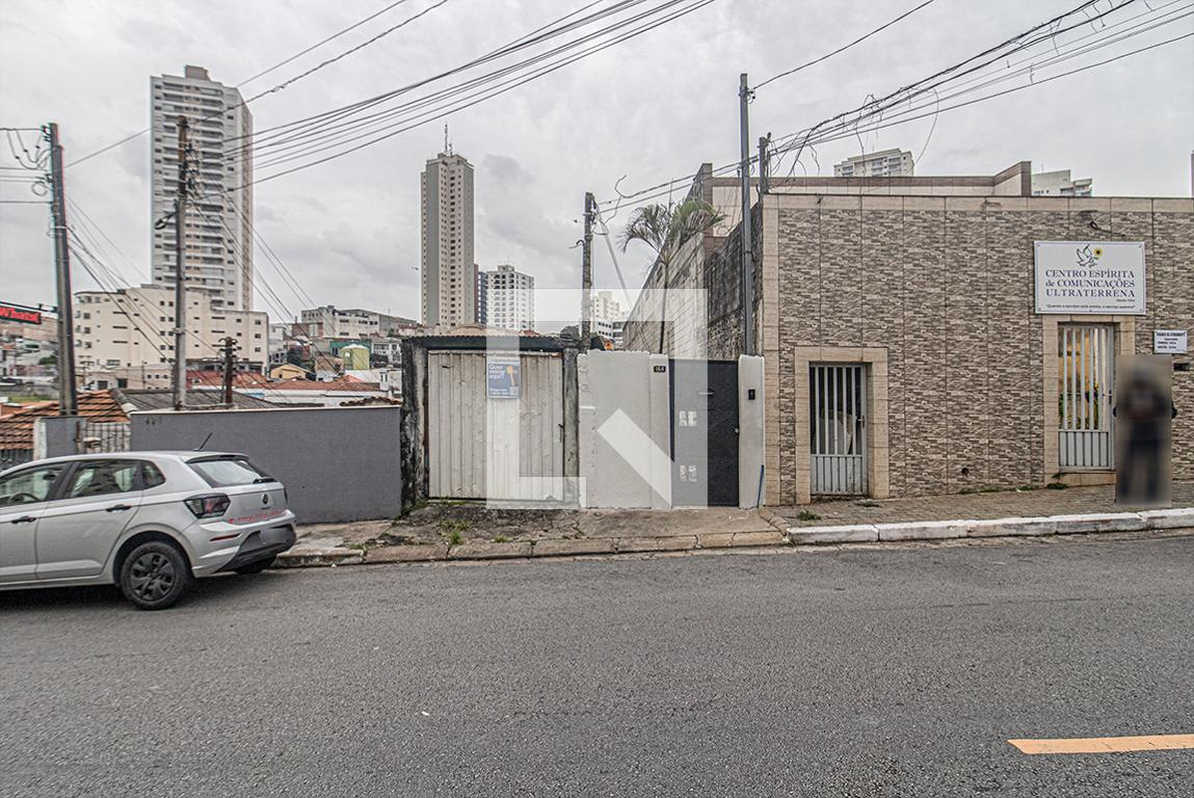 fachada Condomínio em Rua Santa Áurea, 164