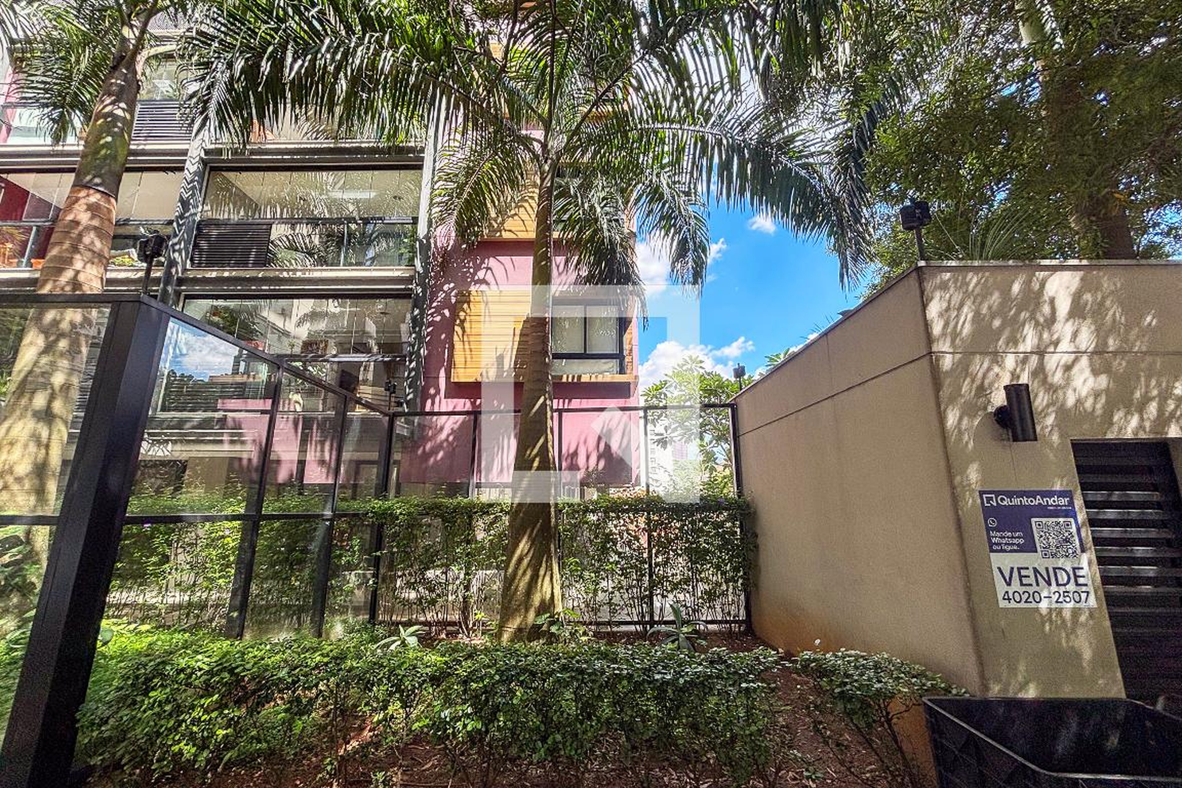 fachada do predio Condomínio Autoria Madalena