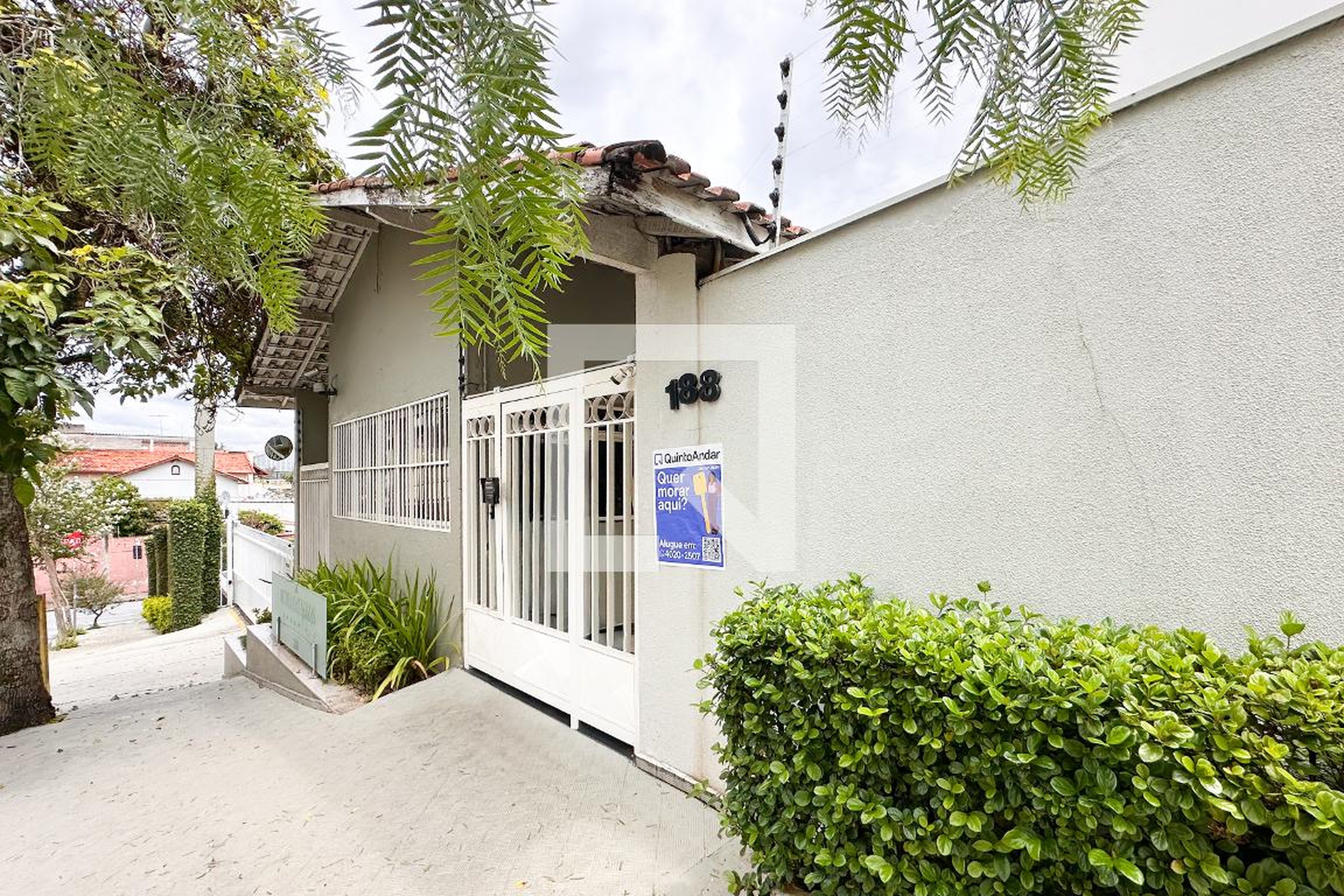 Fachada Condomínio Aldeia das Serras