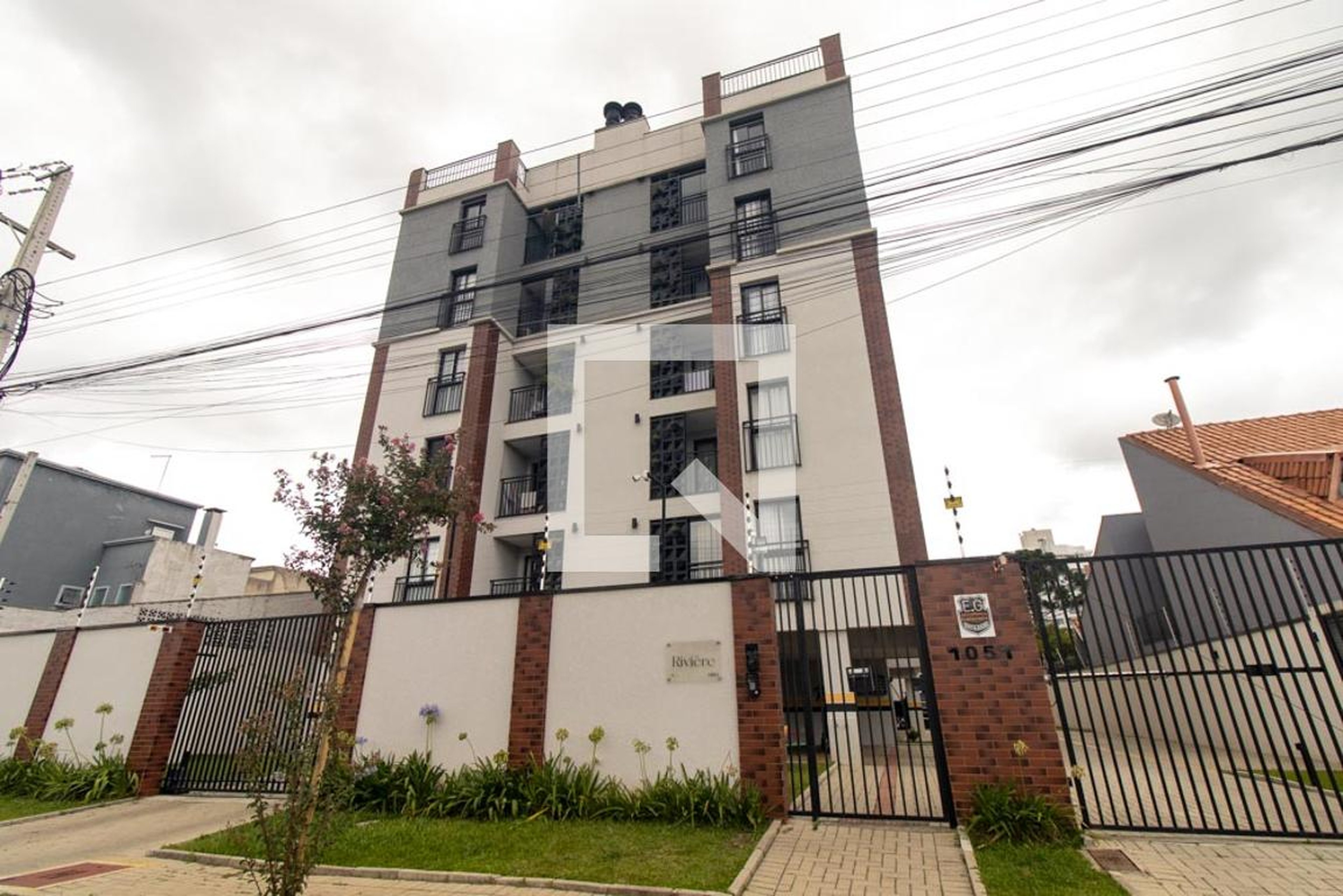 Fachada do Prédio Residencial Le Rivière