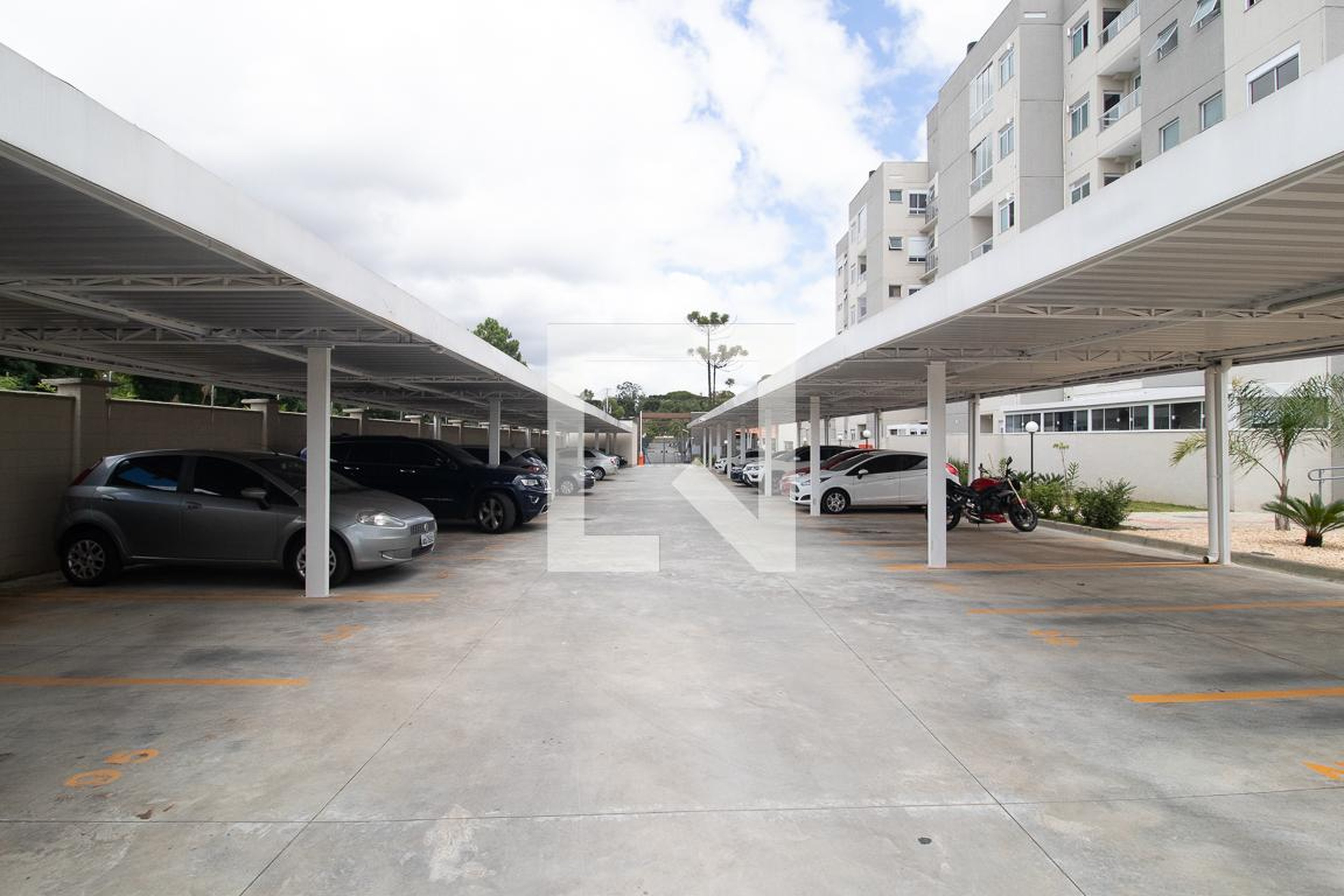 Área comum Condomínio em Avenida José Gulin, 360