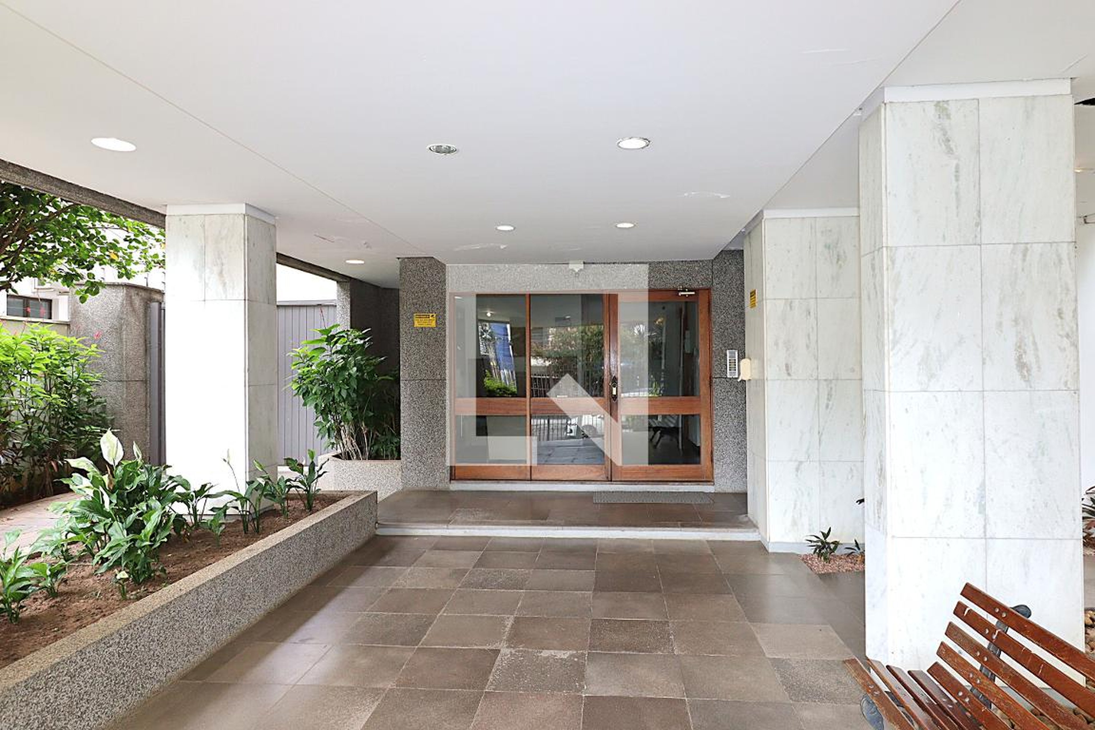 Entrada do prédio - Edifício Malta