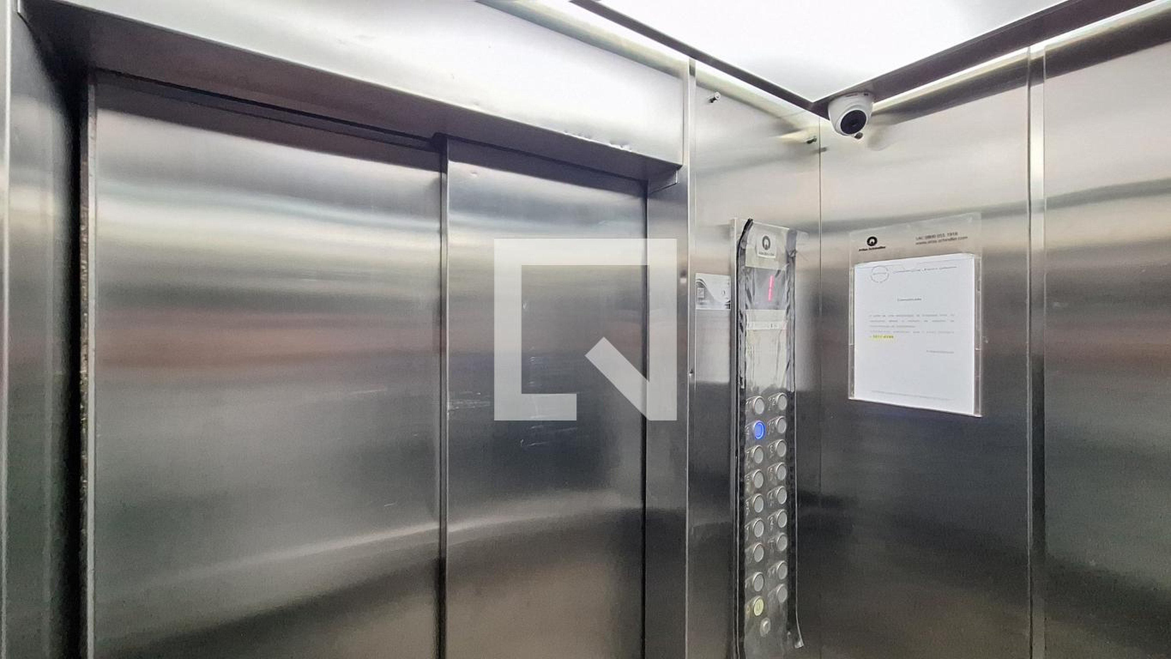 Elevador - Jorge Nogueira Guimarães