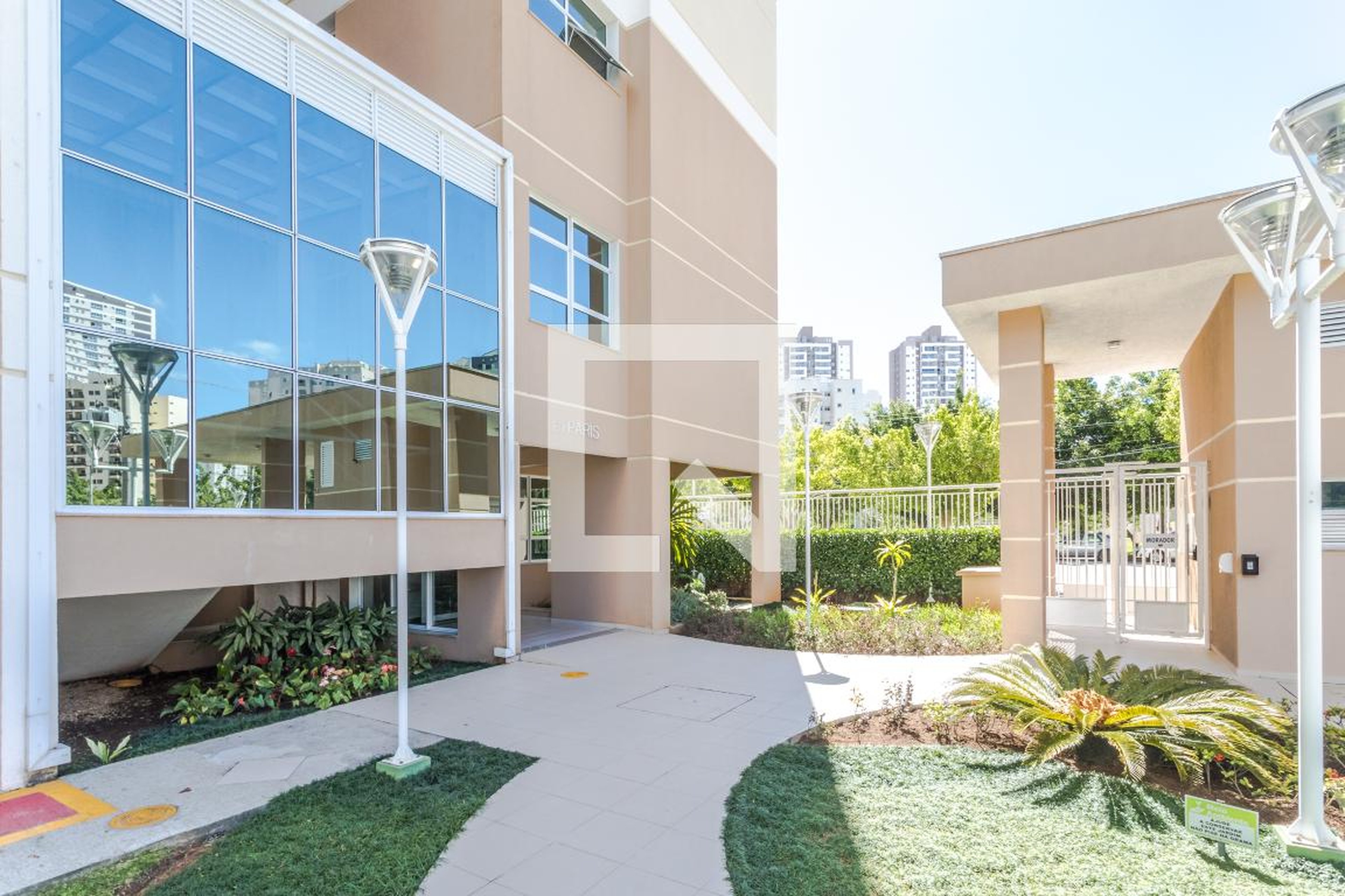 Fachada Condomínio Luzes Residence