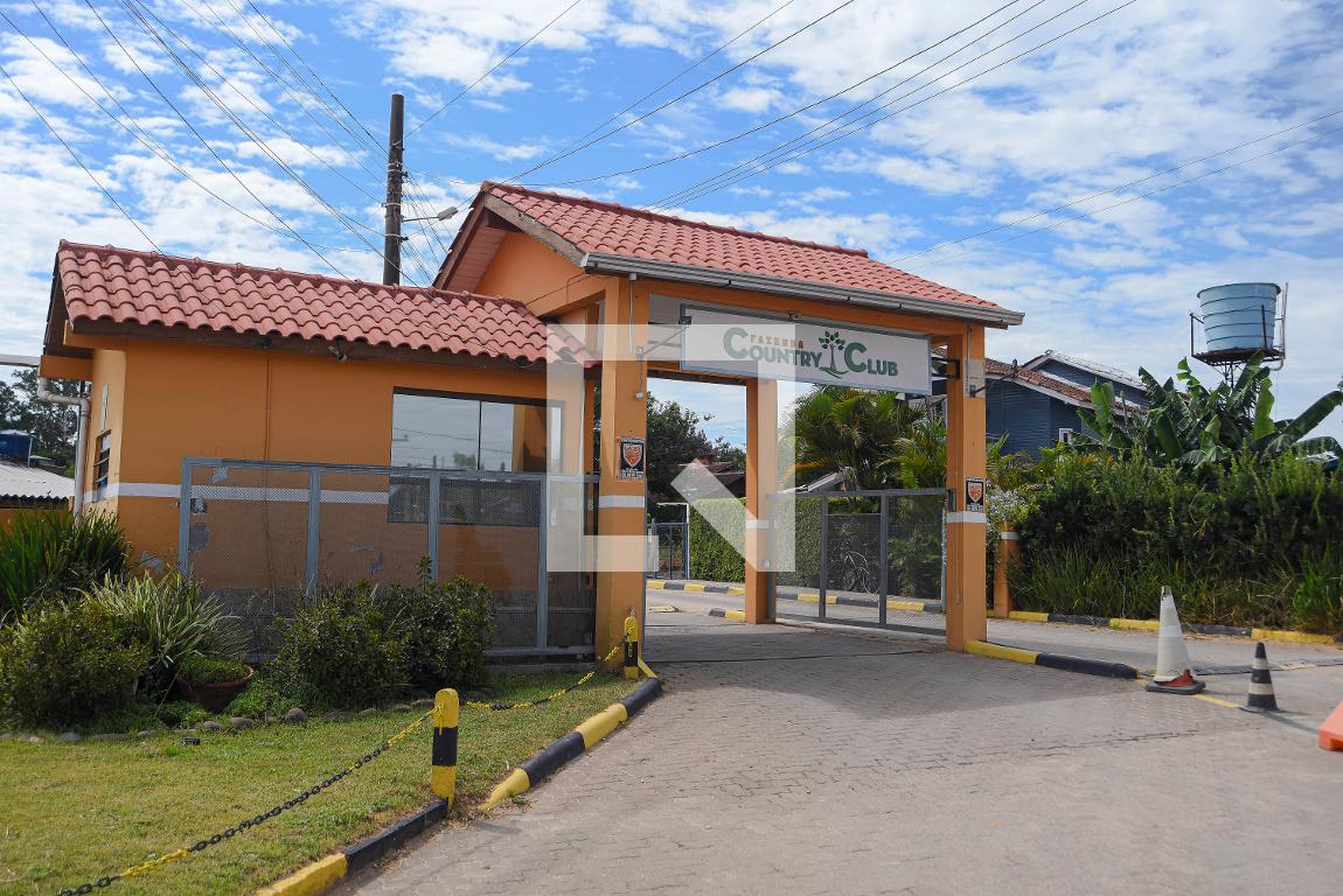 Fachada do Condominio Condomínio em Rua das Orquídeas, 58