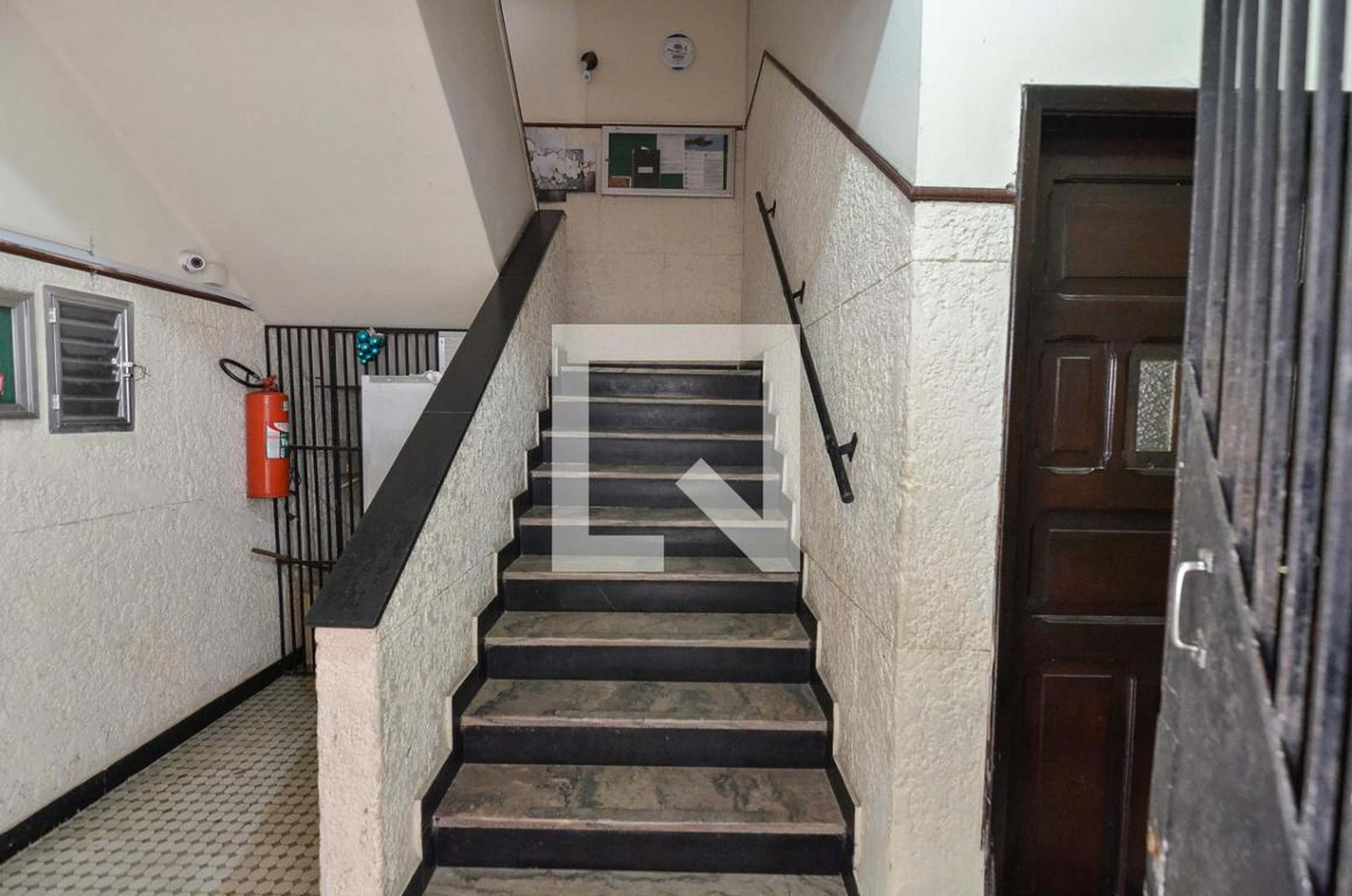 Hall - Eng Gama Lobo III