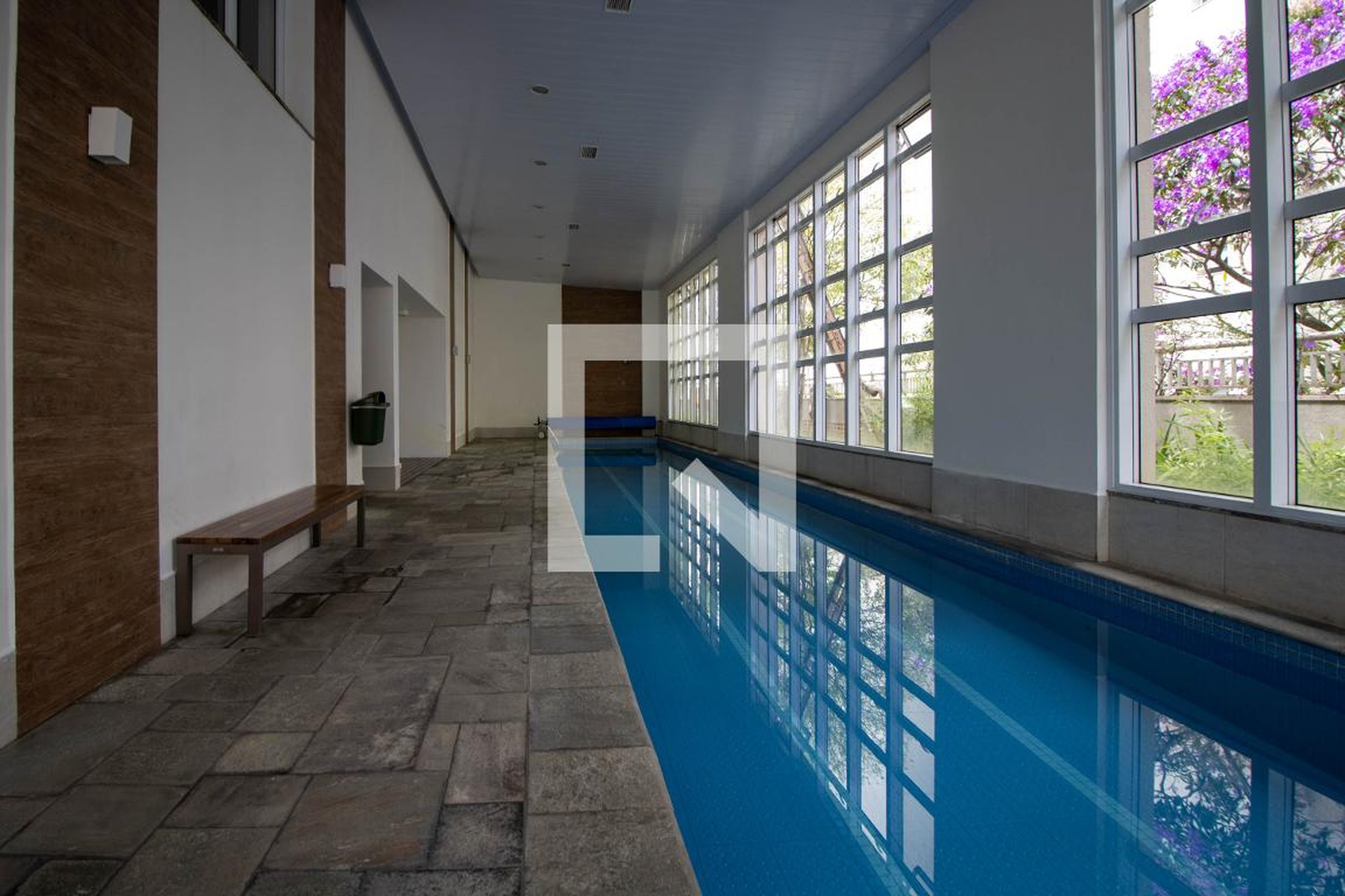 Piscina Coberta - Diamond