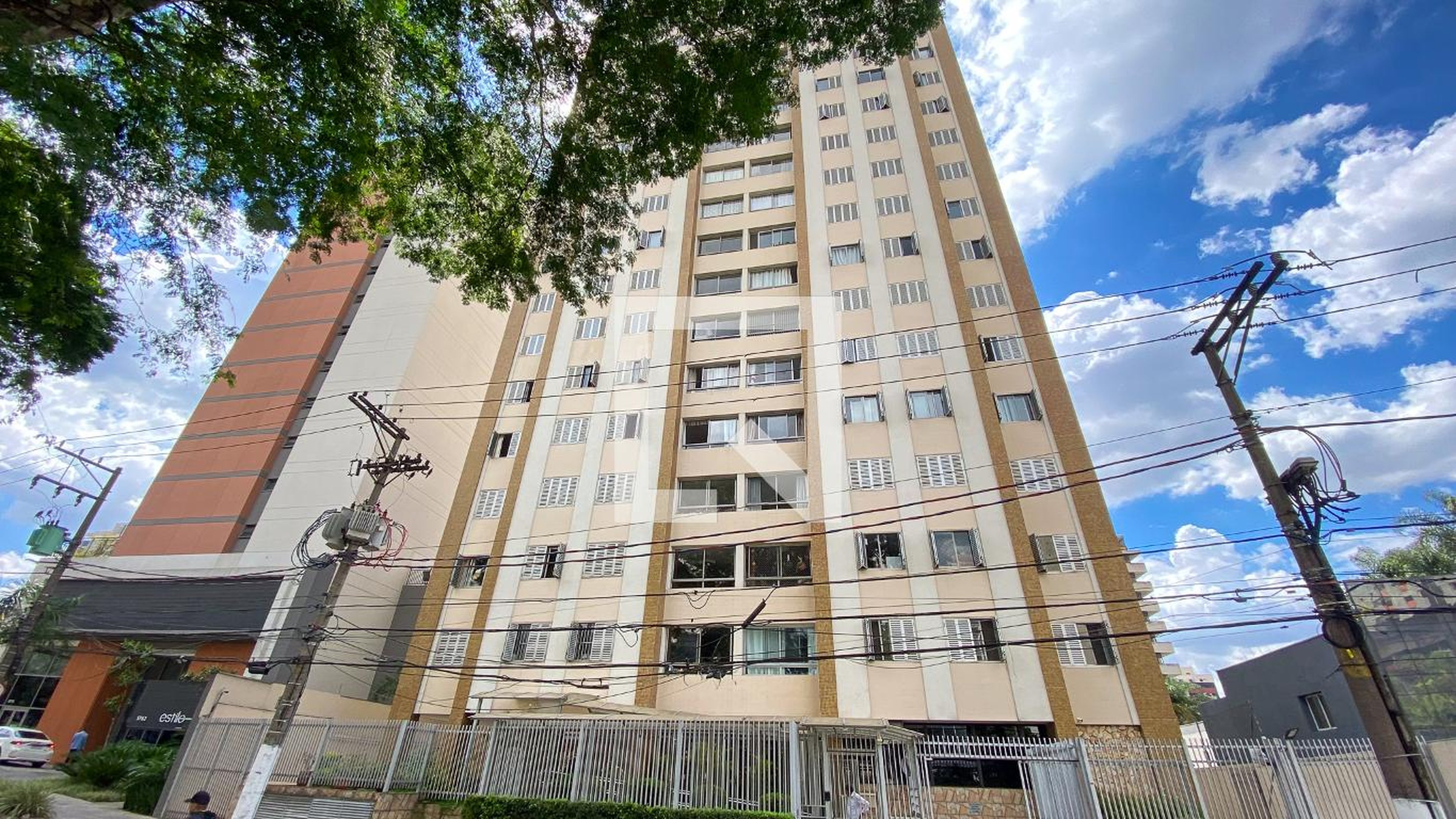 Fachada Condomínio Ed Bandeirante Borba Gato