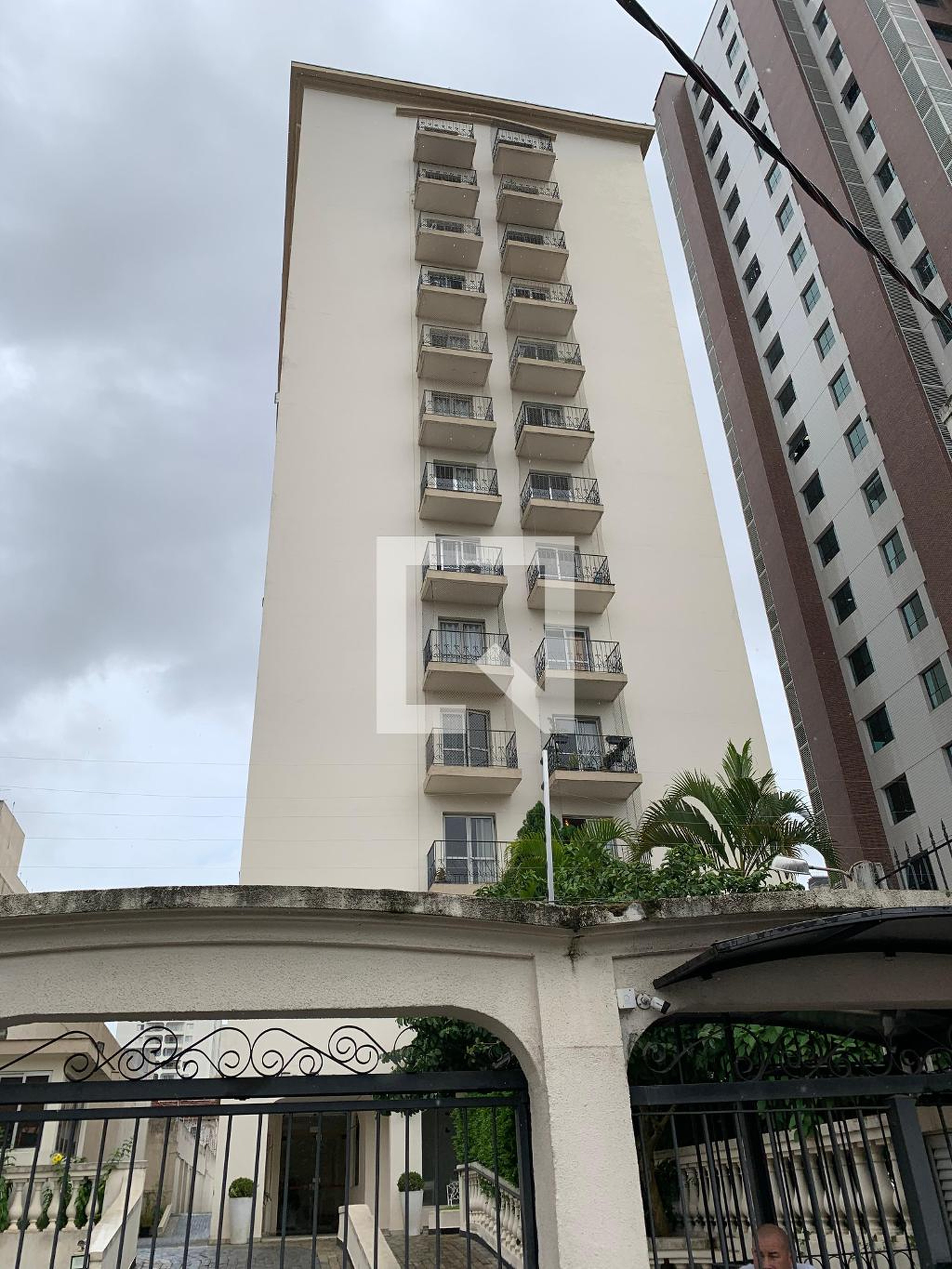 Fachada do Prédio Condomínio Provence