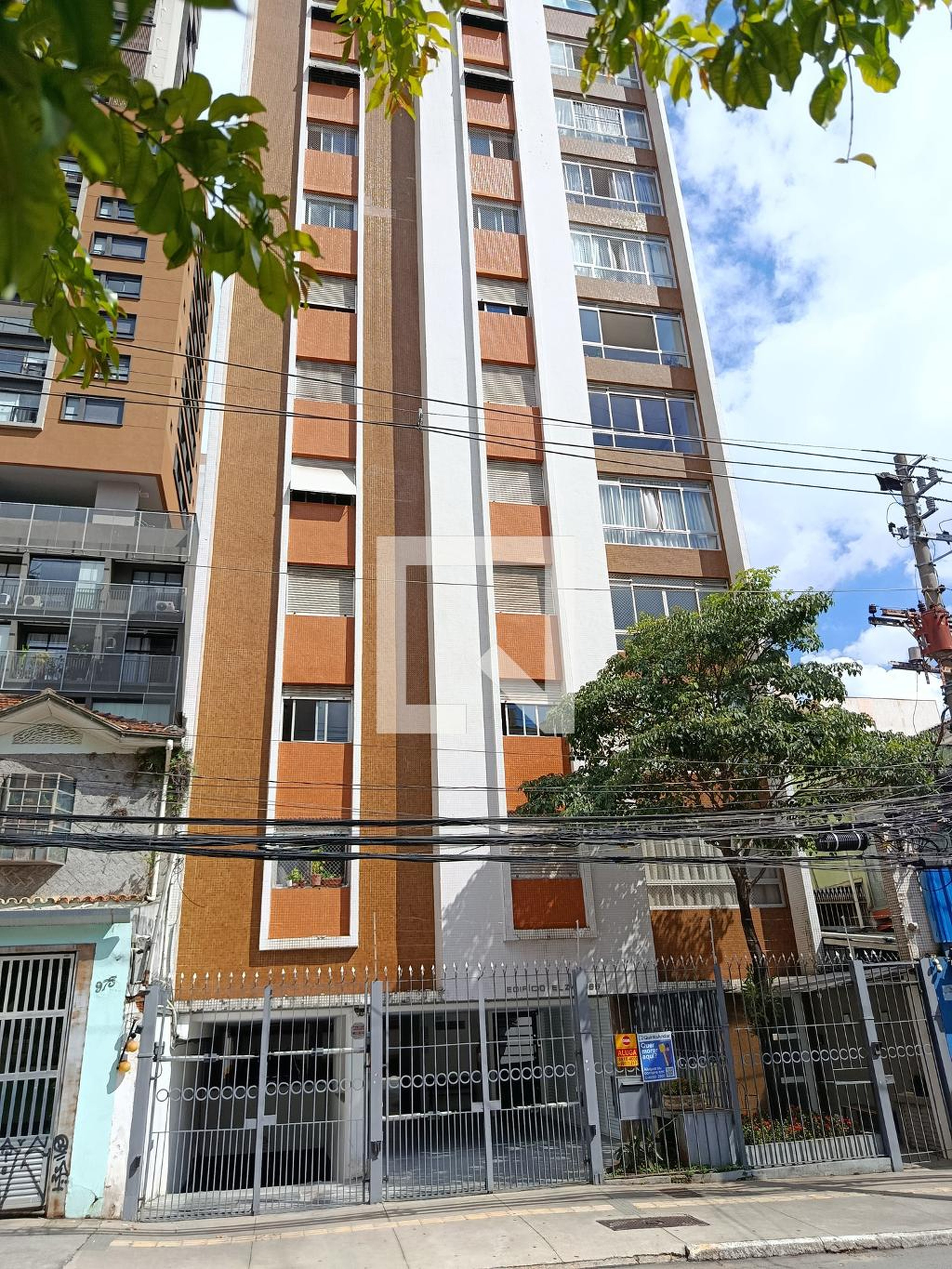 Fachada Condomínio Elza