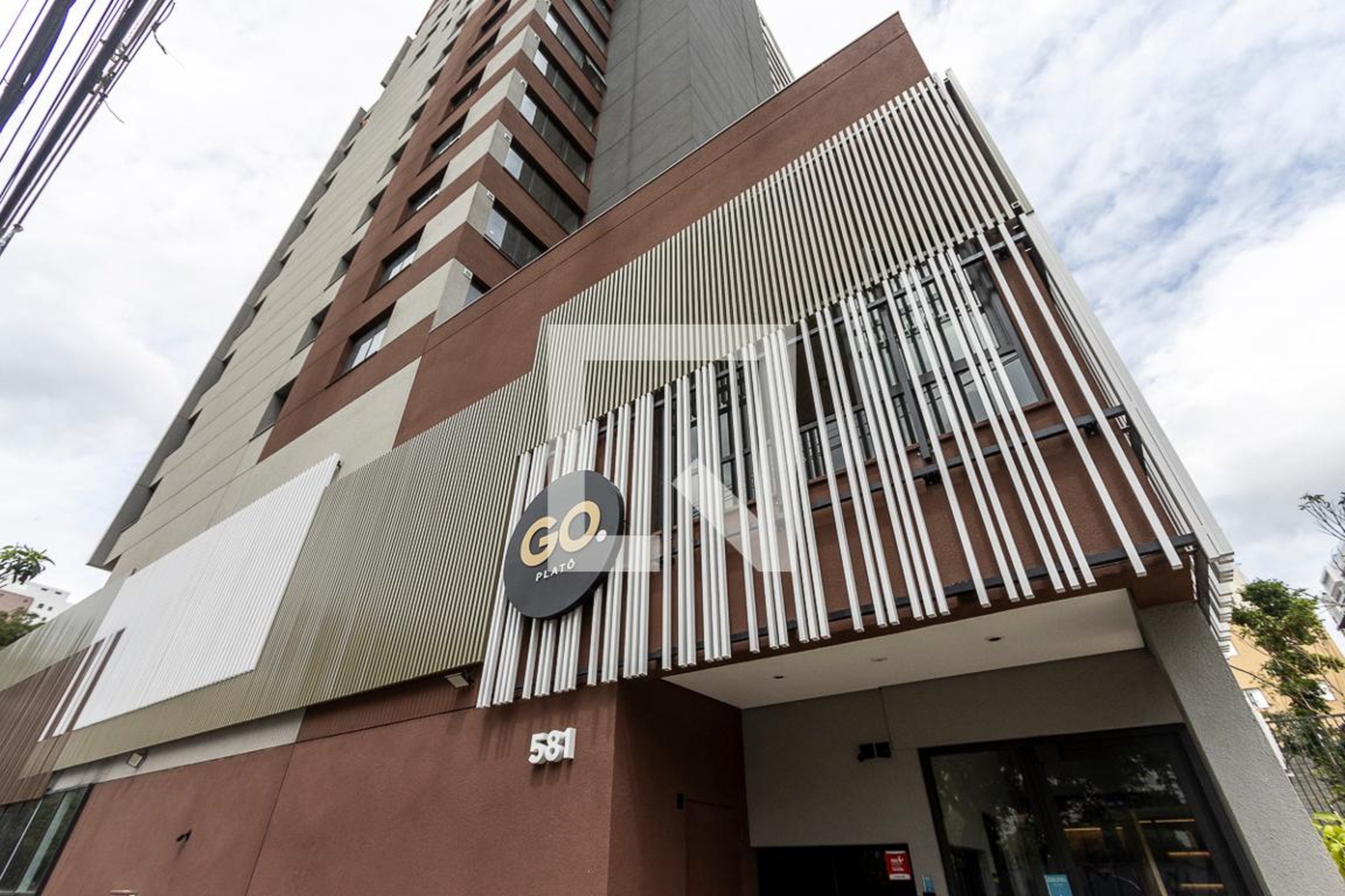 Fachada do Condomínio Condomínio GO Platô Perdizes