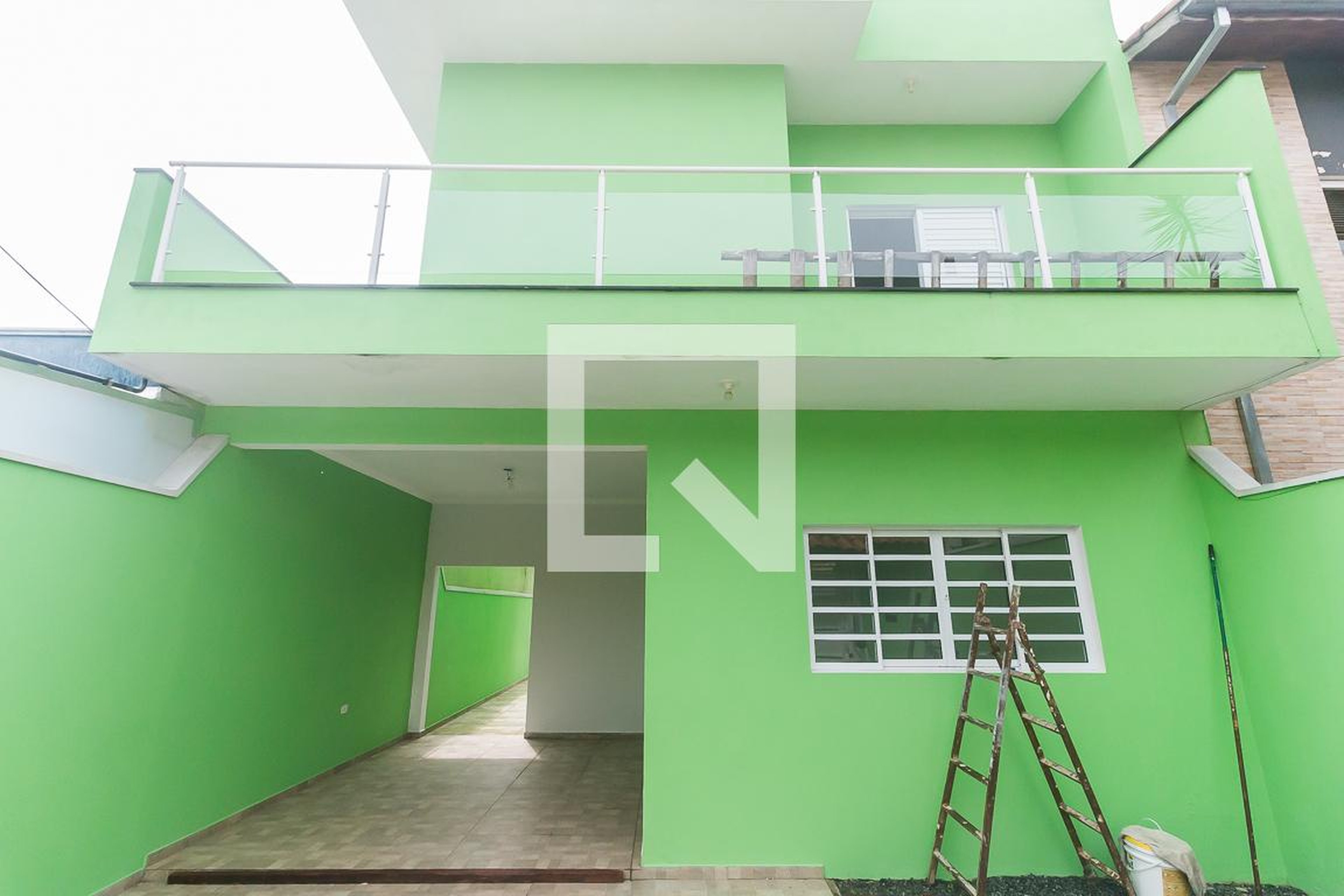 Fachada Condomínio em Rua João Pimenta de Miranda, 89