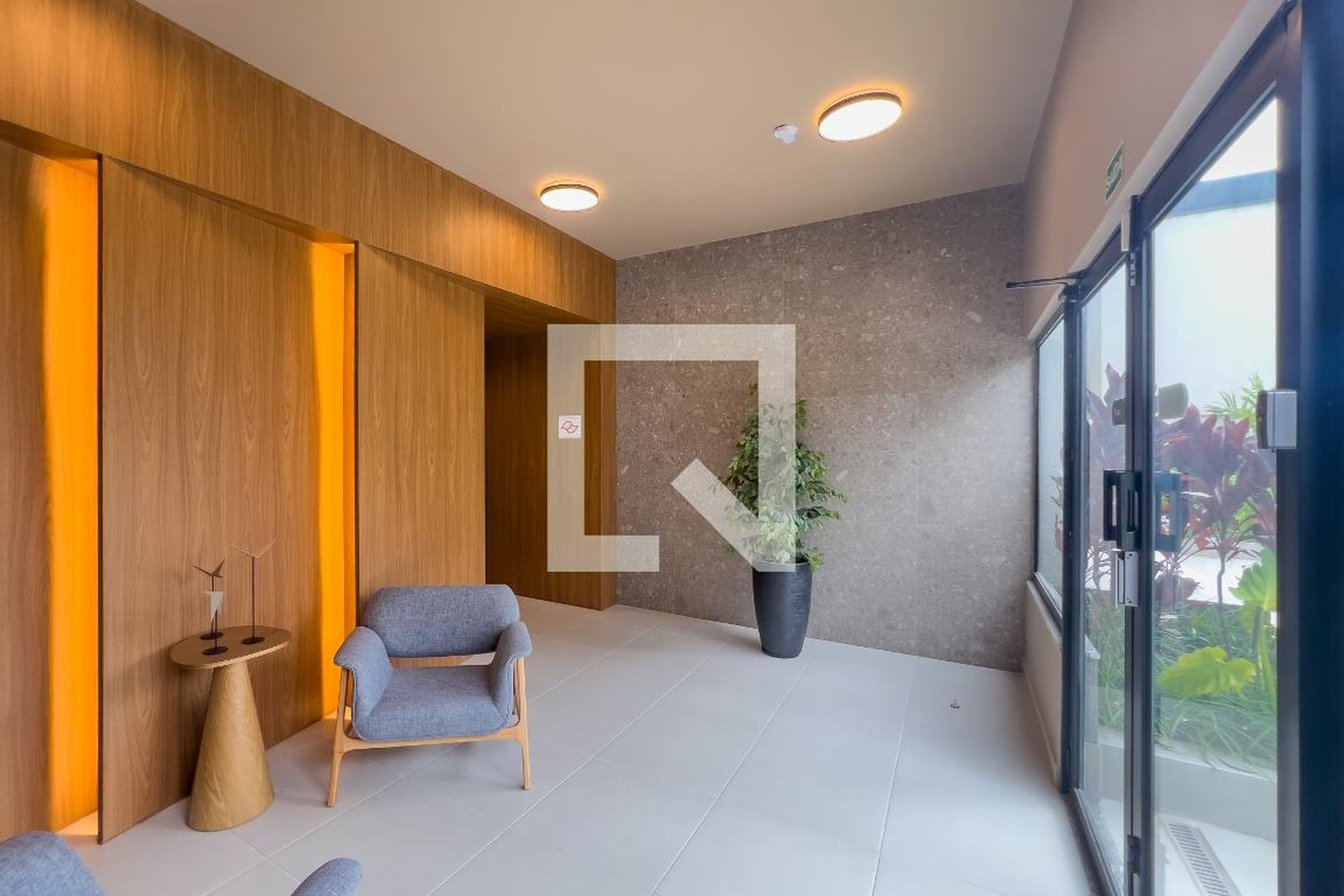 Hall de entrada - Famile Lino