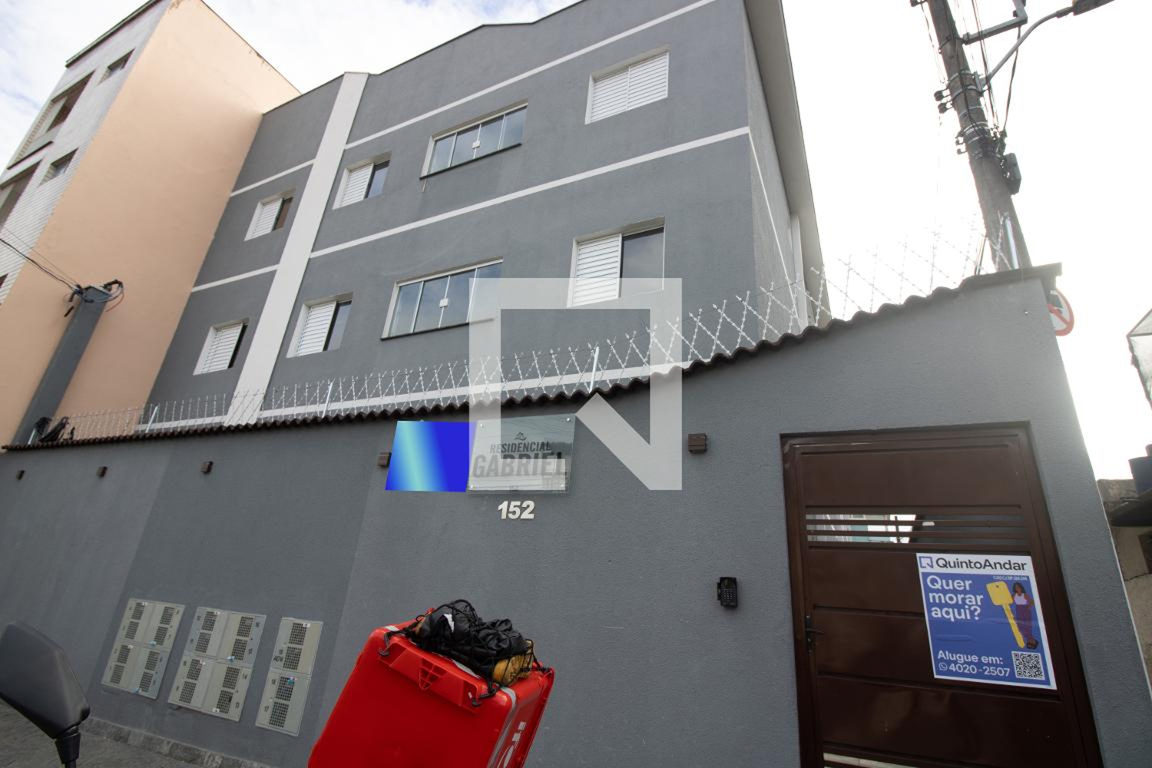 Fachada Condomínio em Rua Tales de Mileto, 152