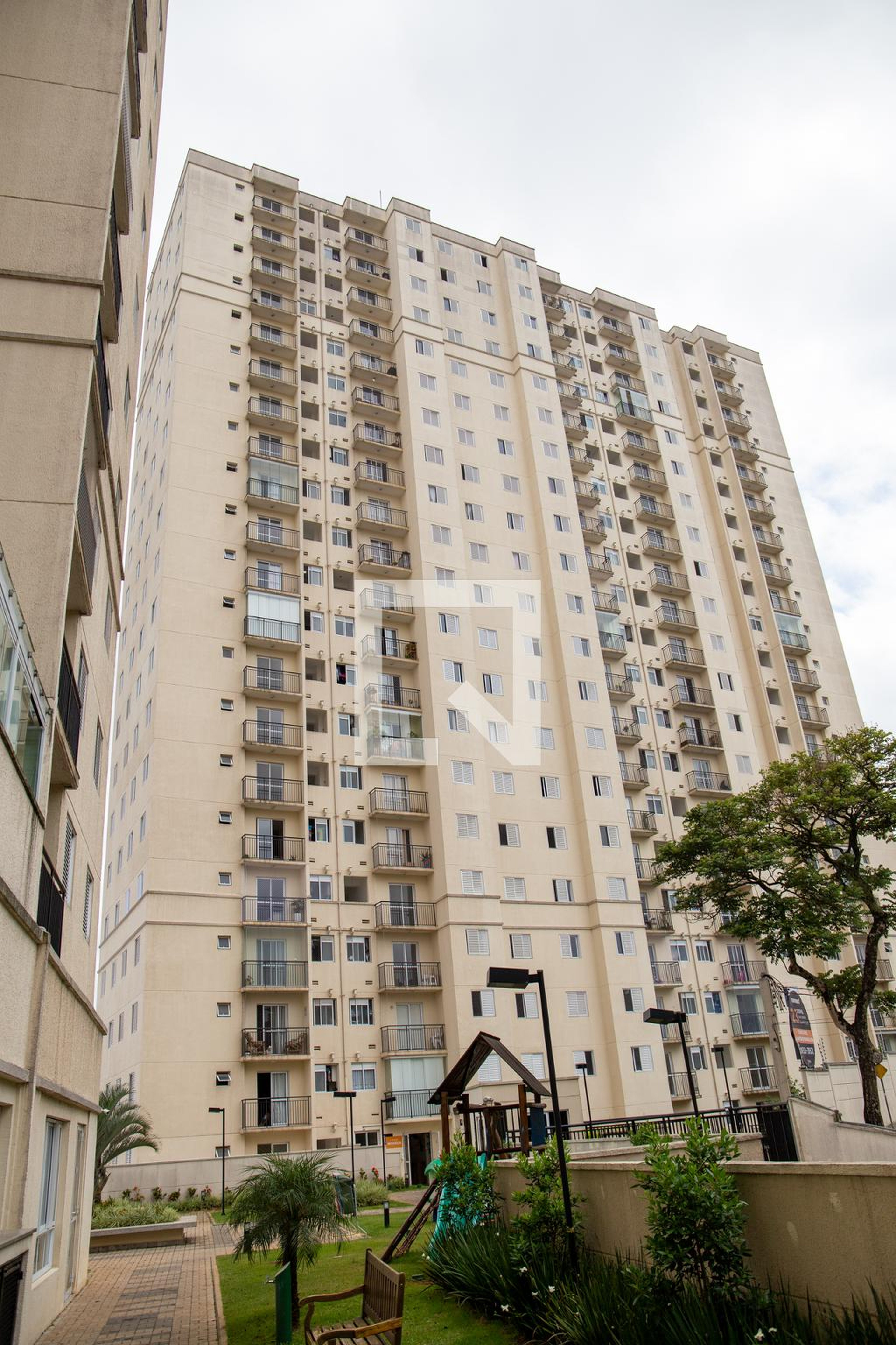 Fachada do Prédio Condomínio em Avenida Antônio Piranga, 181