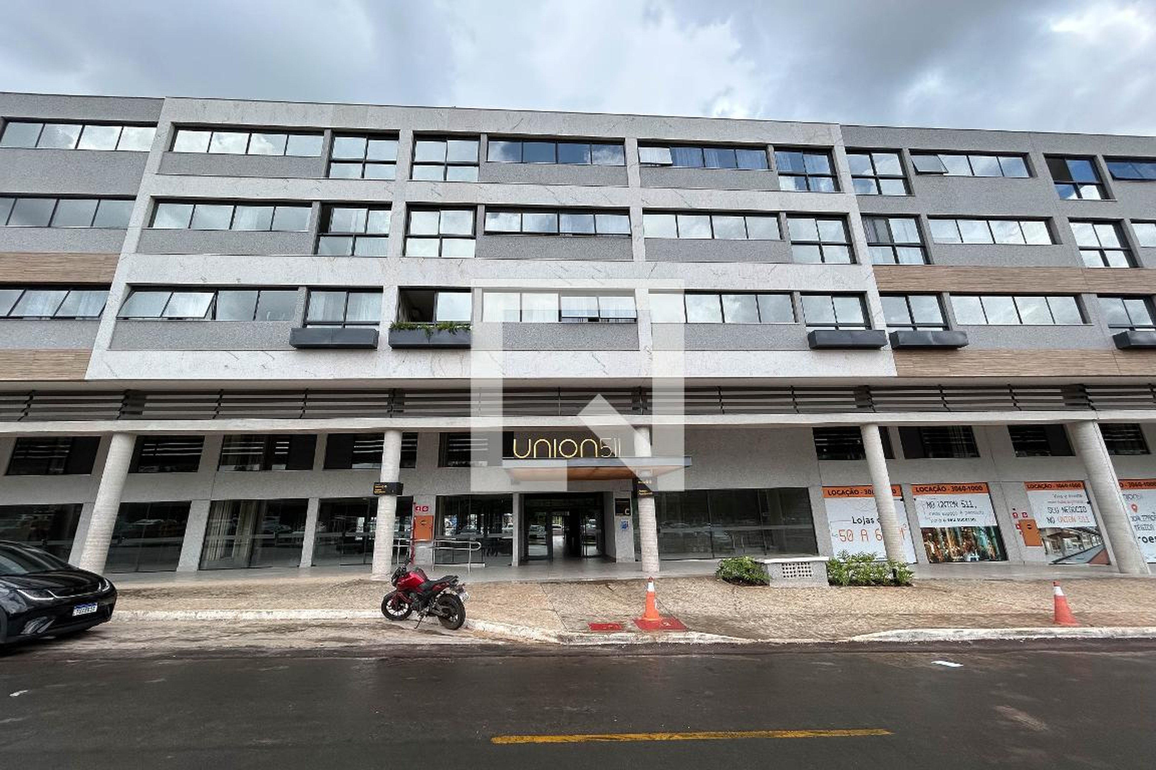 Fachada Condomínio em CRNW 510 Bloco B, 511