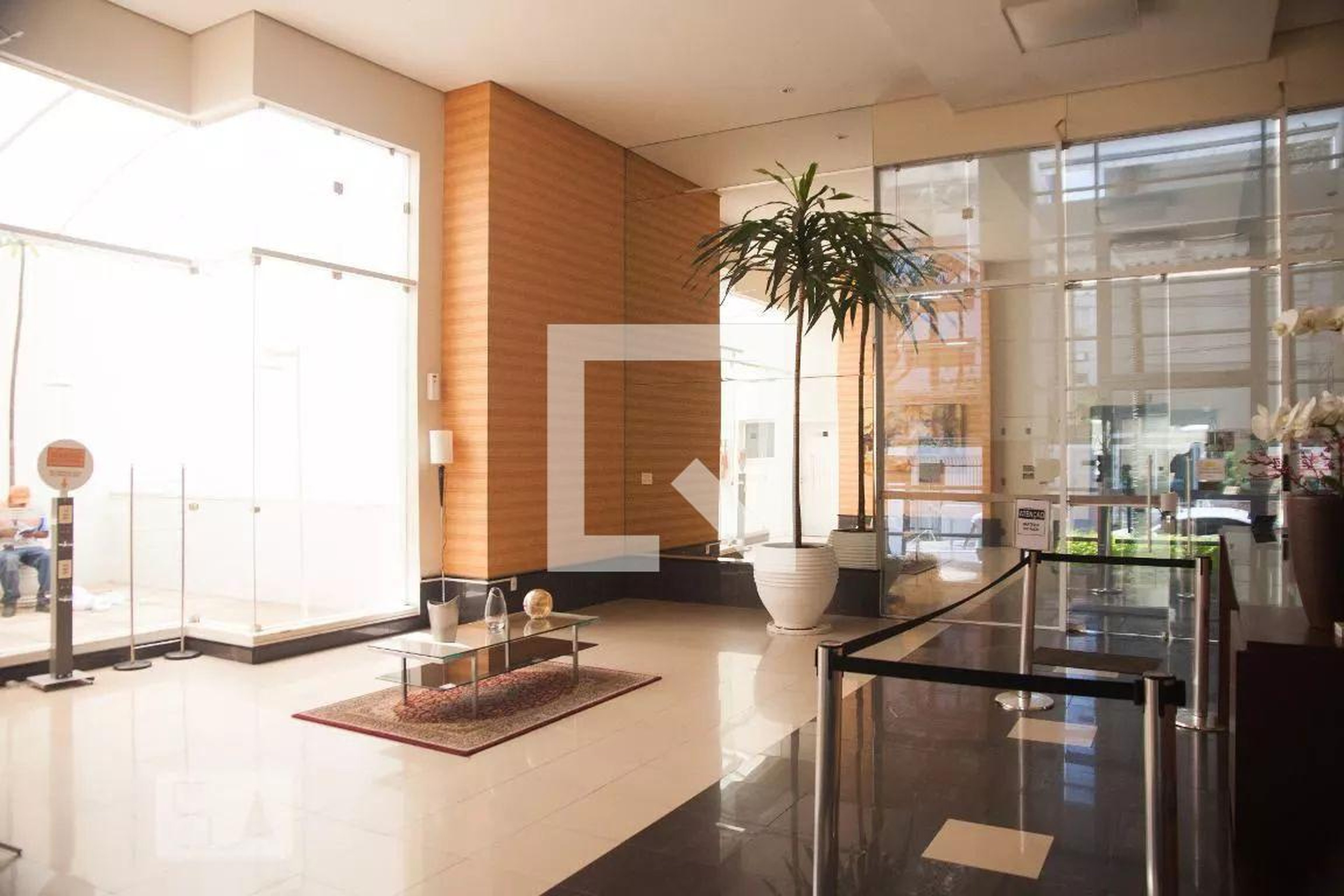 Hall de entrada - Studio Home Bela Cintra