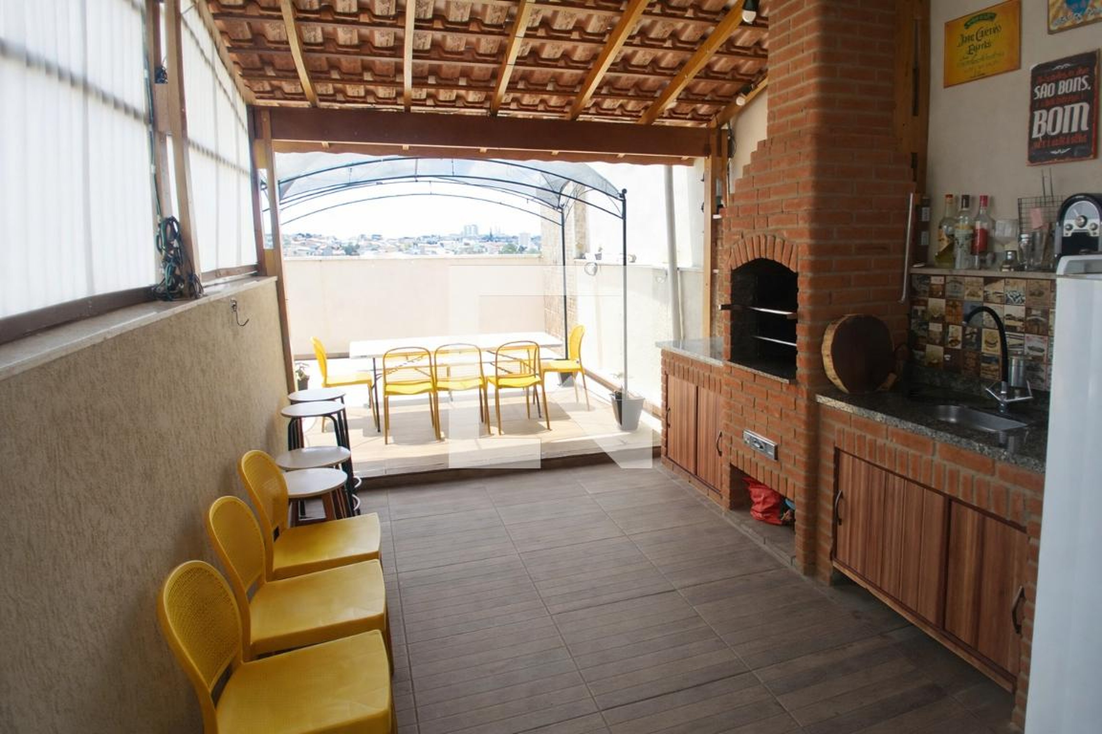 Churrasqueira Condomínio em Rua Santo Antônio, 614