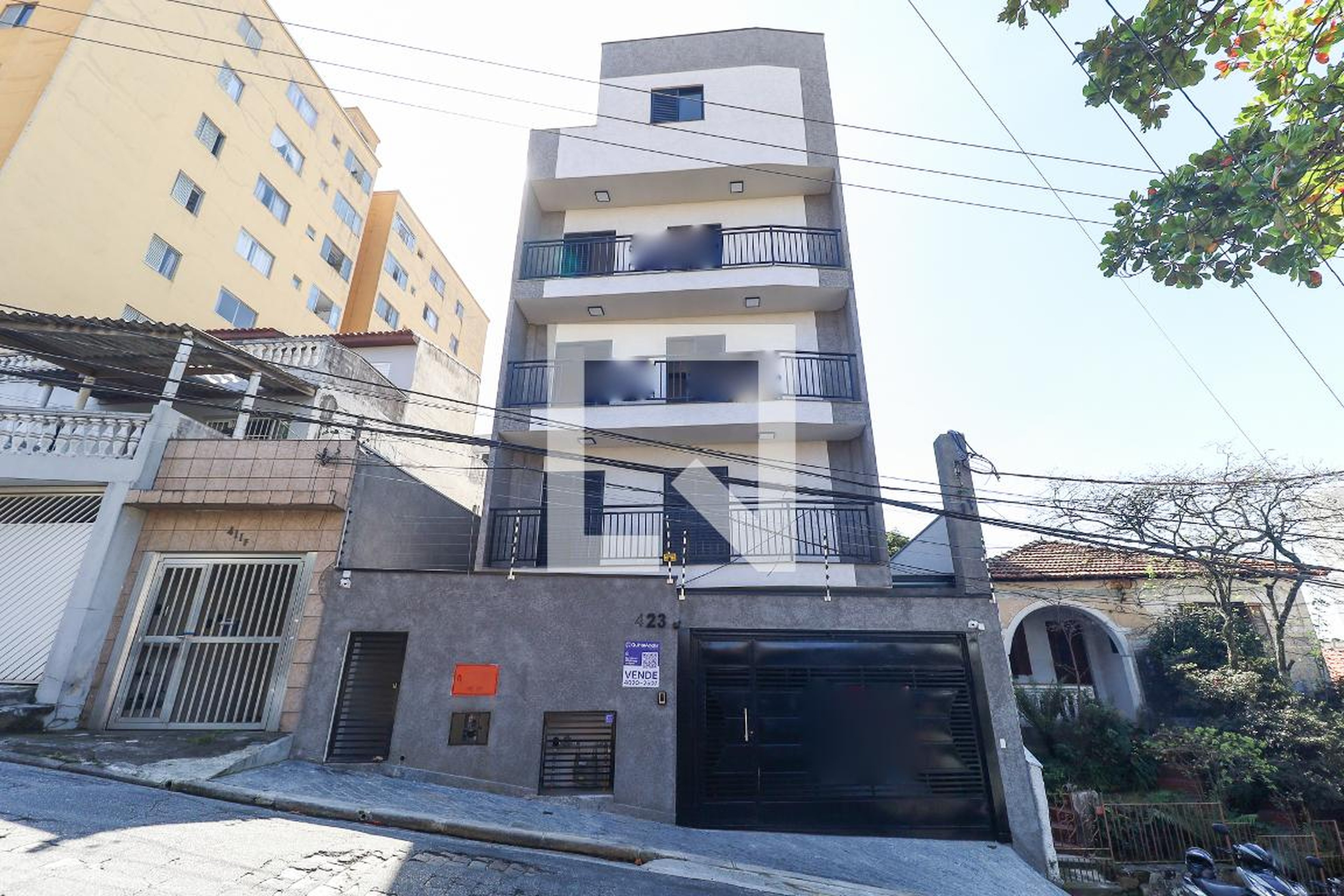 Fachada Condomínio em Rua das Gamboas, 423