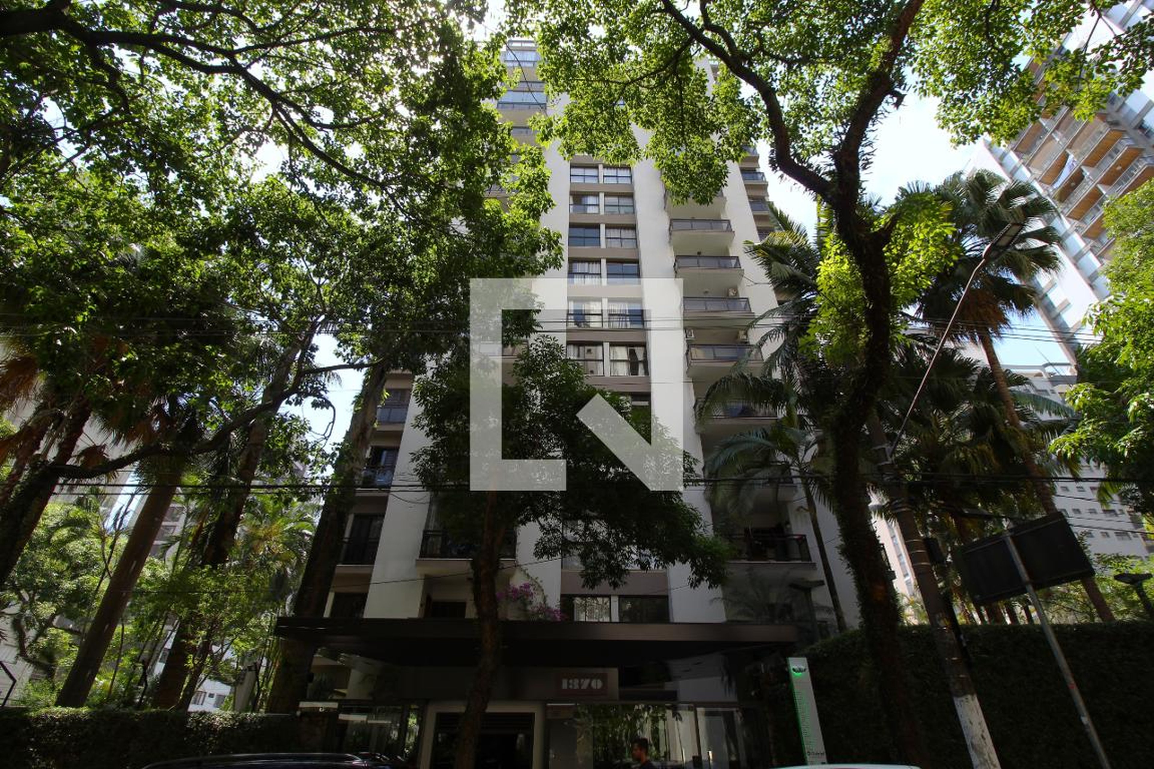 Fachada do Prédio Condomínio Metropolitan Life