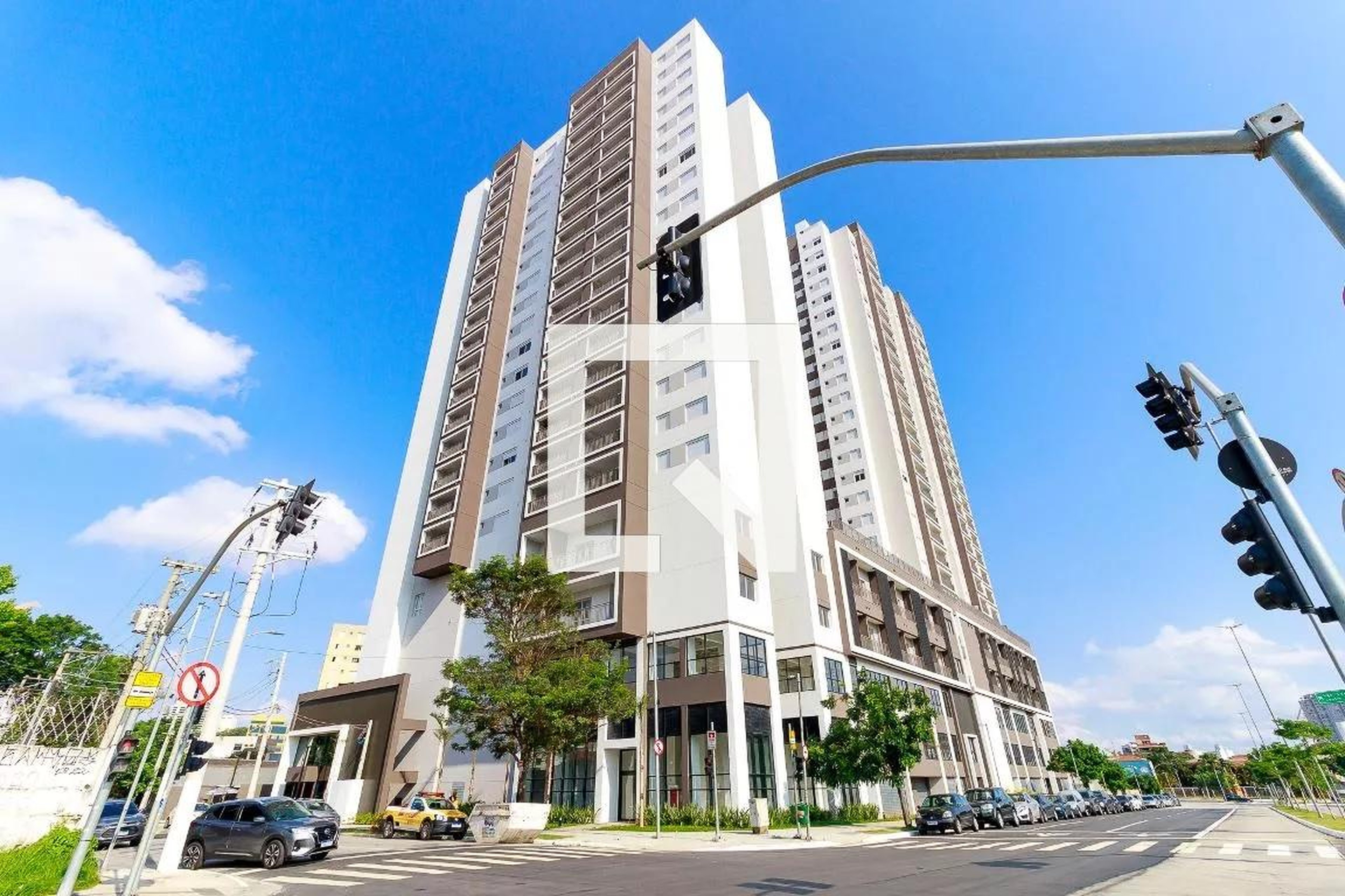 Fachada Condomínio Living Infinity Laguna