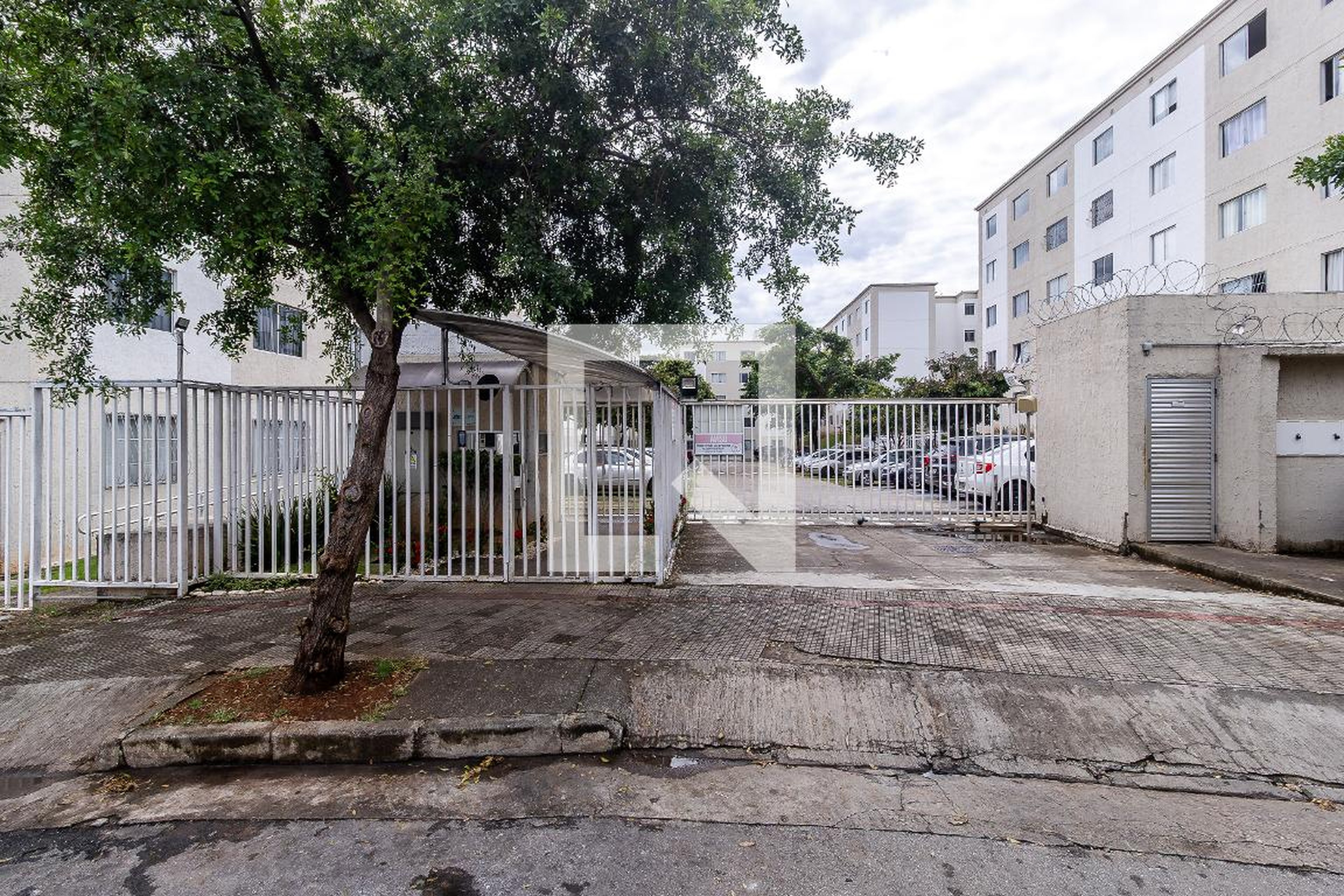 Fachada Condomínio em Praça 2269, 50