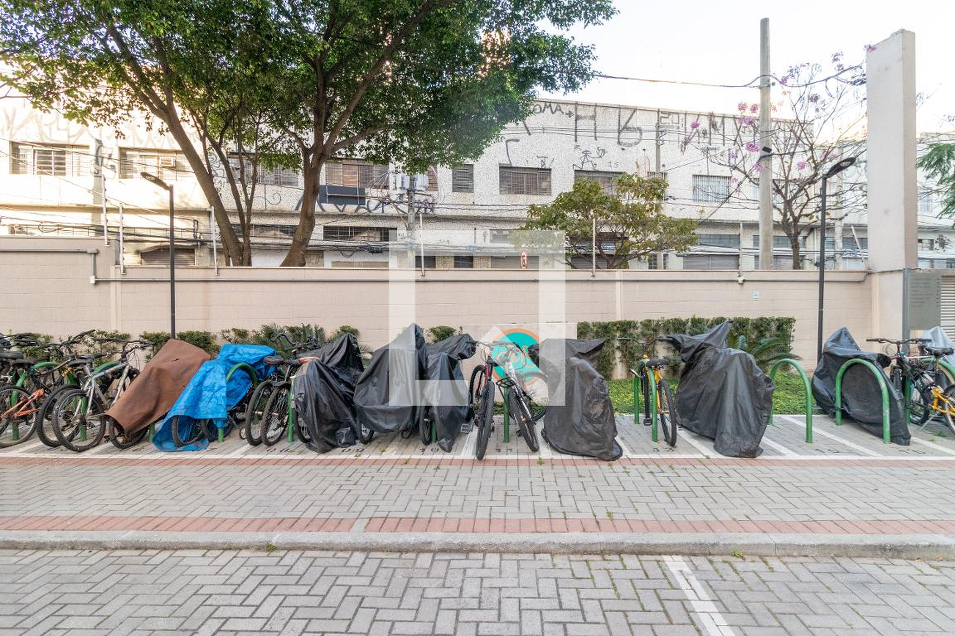 Bicicletário - Dez Tiradentes