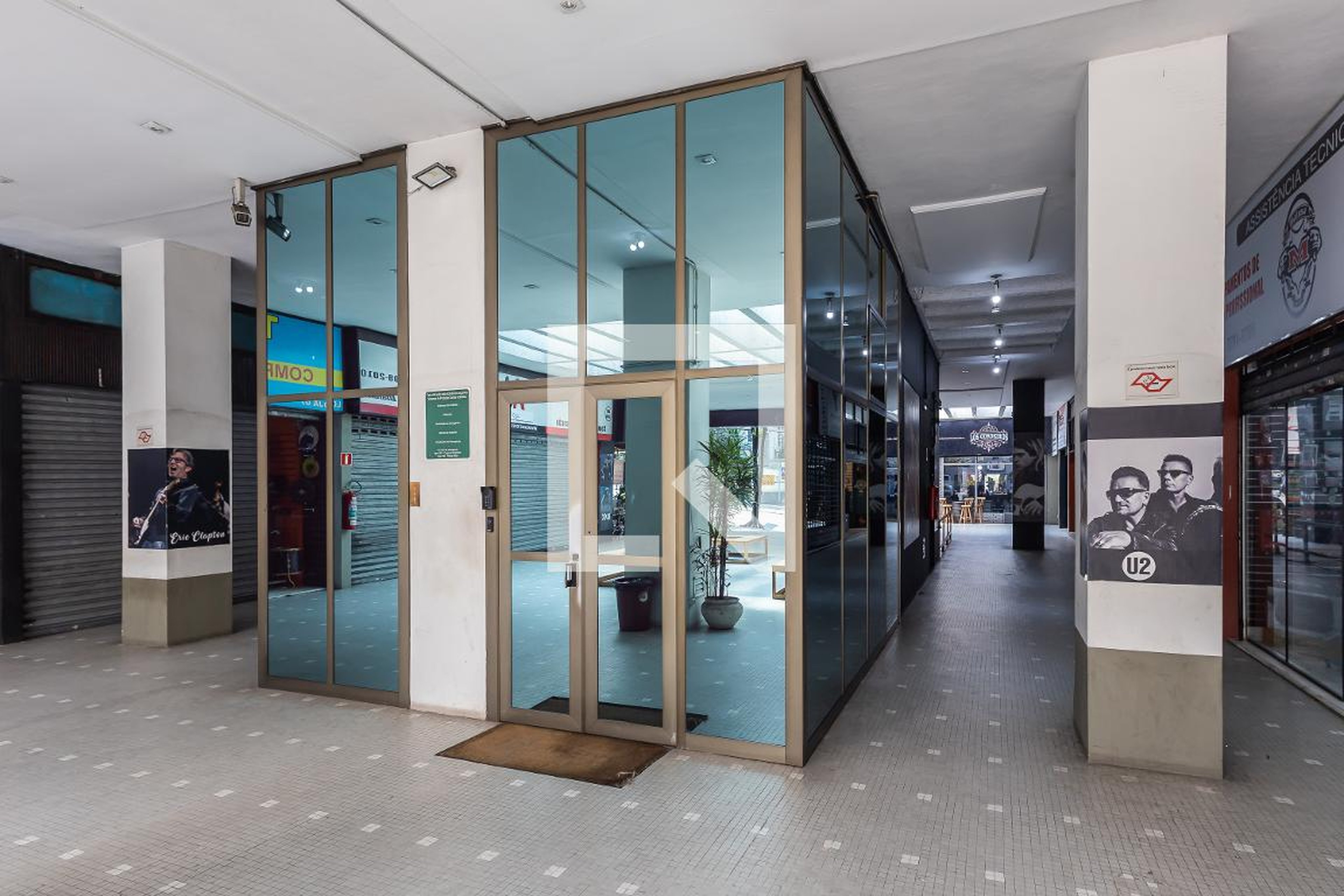 Fachada Edifício Roselys